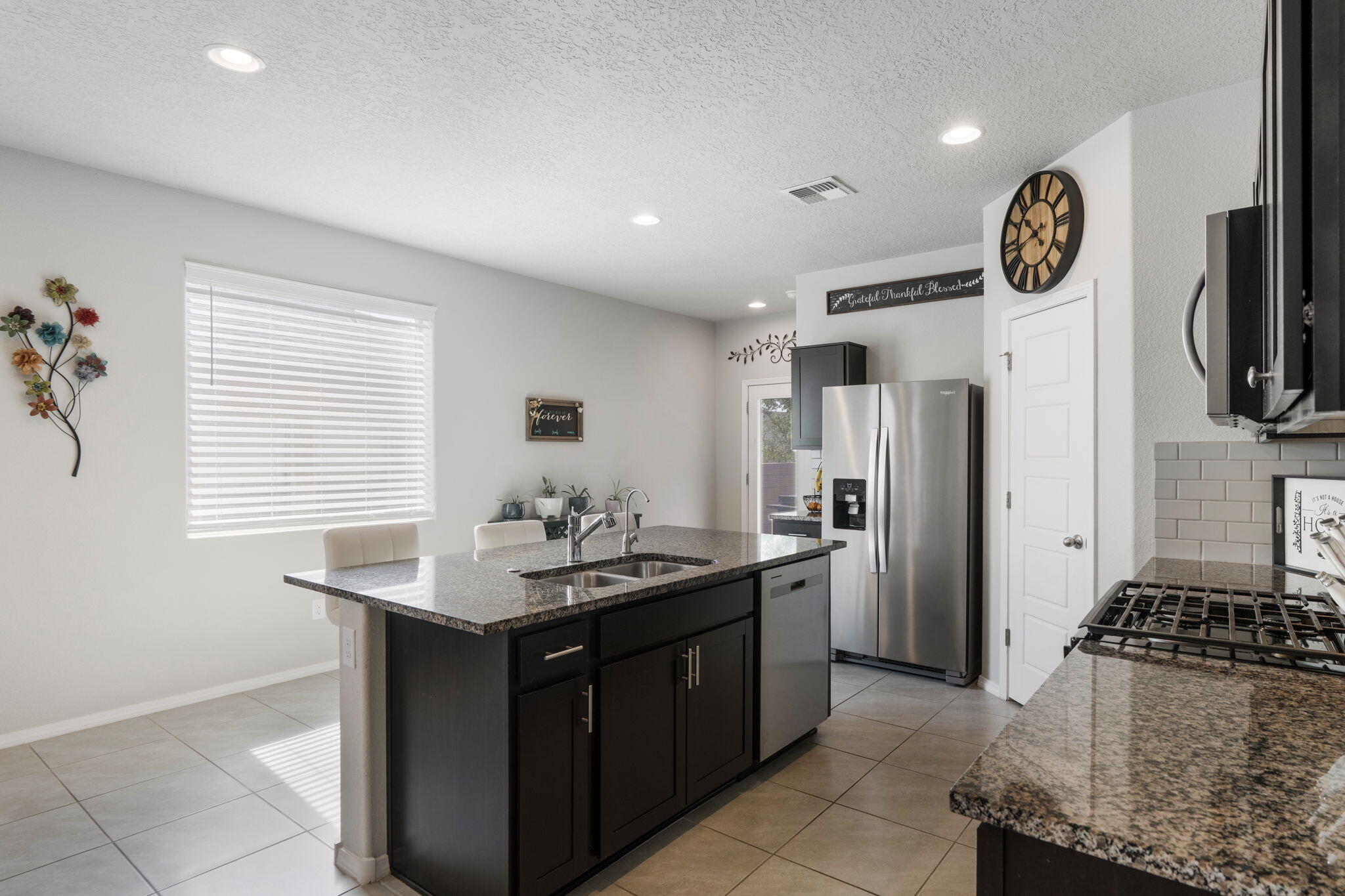 Photo 15 — 4827 Mount Salas Street NE
