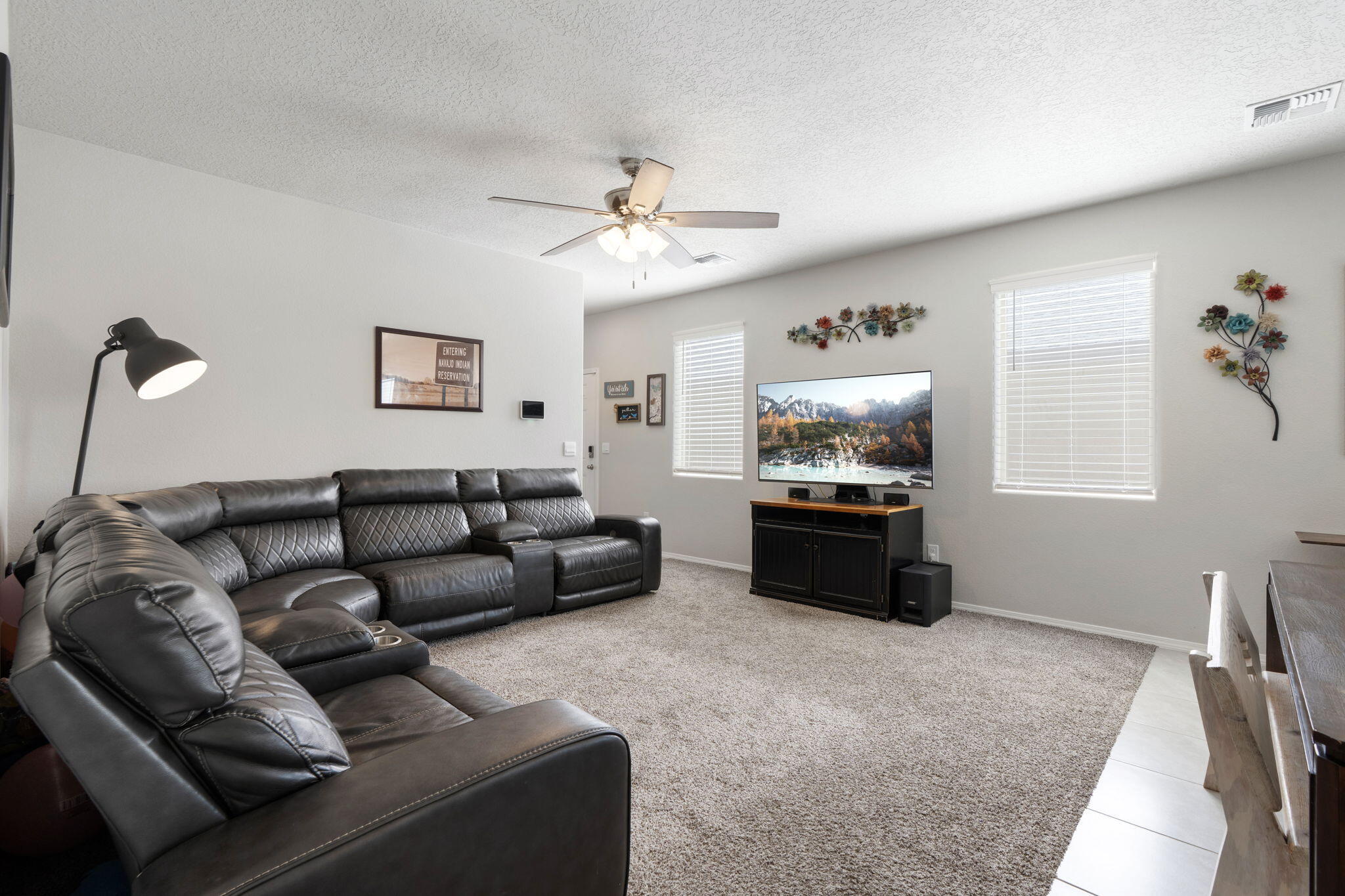 Photo 7 — 4827 Mount Salas Street NE