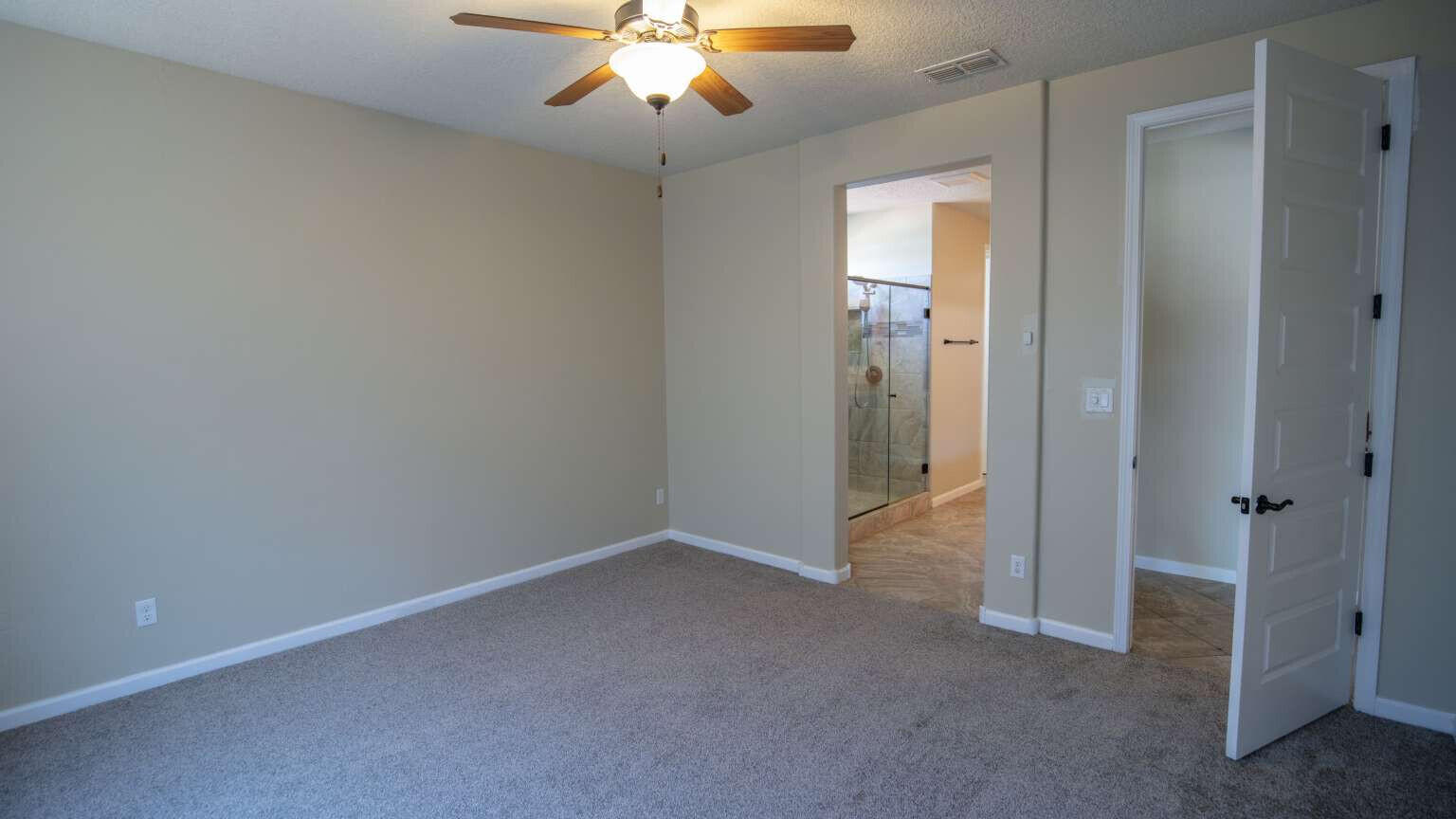 Photo 15 — 5001 Calle Parasol NW