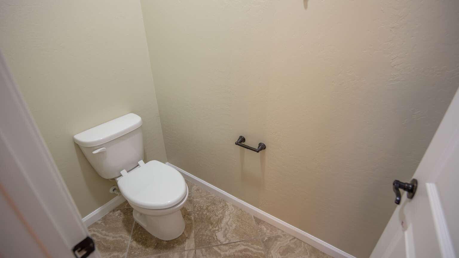 Photo 11 — 5001 Calle Parasol NW