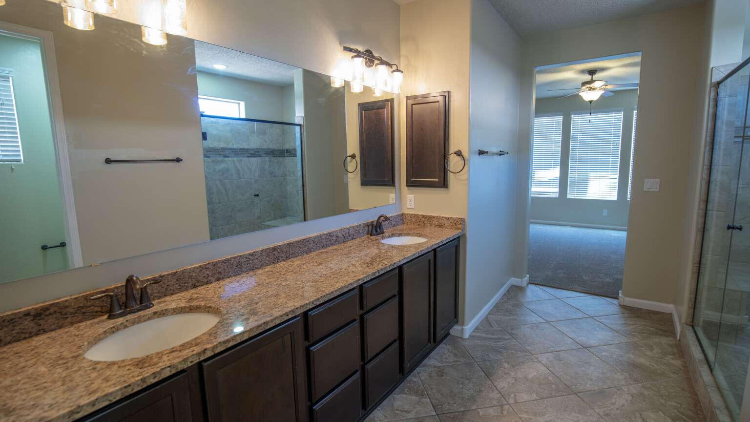 Photo 10 — 5001 Calle Parasol NW
