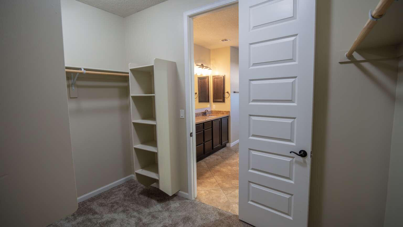 Photo 8 — 5001 Calle Parasol NW