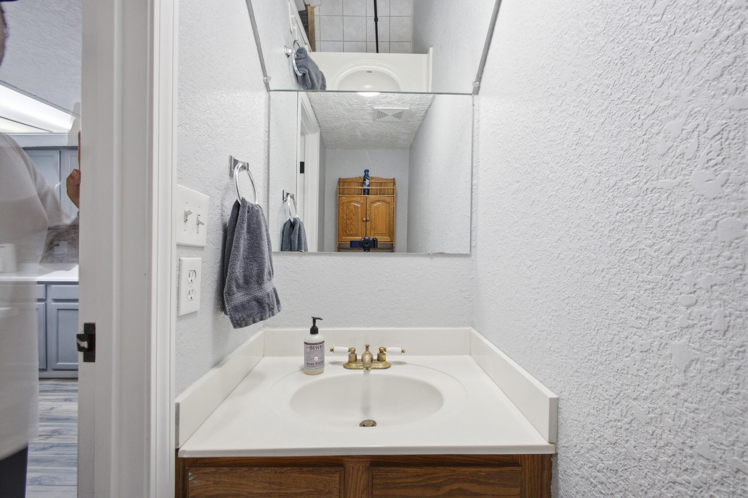 Photo 10 — 6041 Sequoia Road NW C13