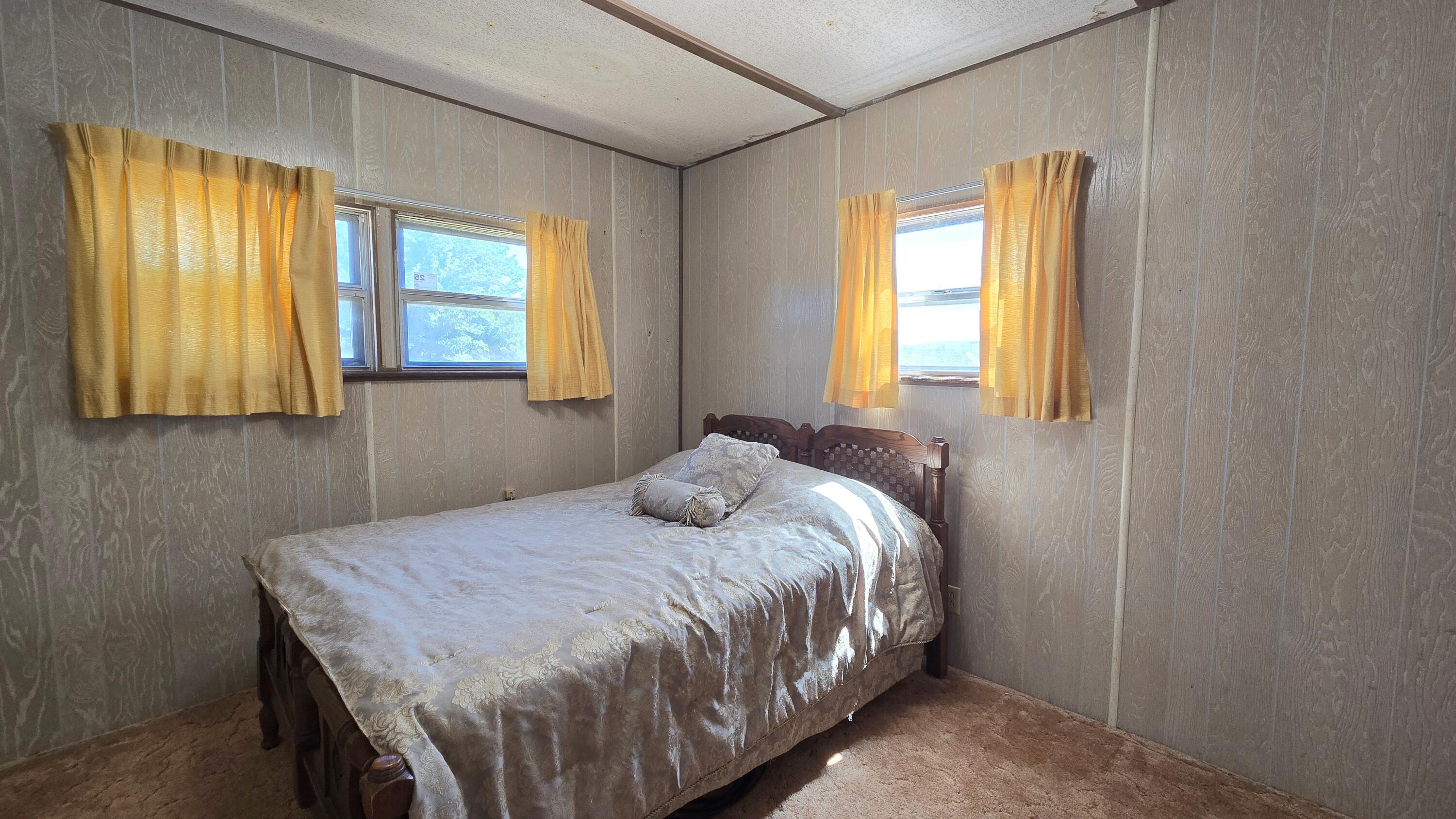 Photo 4 — 814 Foster