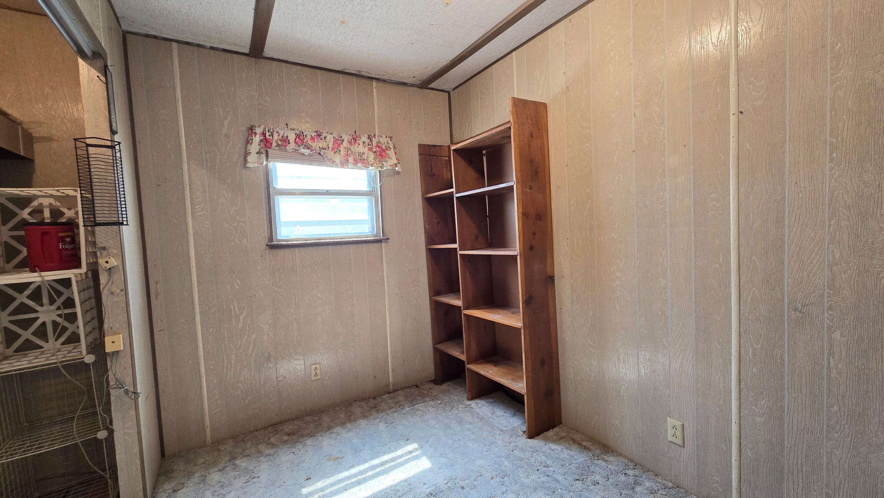 Photo 17 — 814 Foster