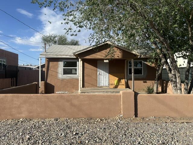 120 Veranda Road NW, Albuquerque, NM 87107
