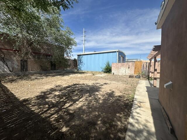 Photo 3 — 120 Veranda Road NW