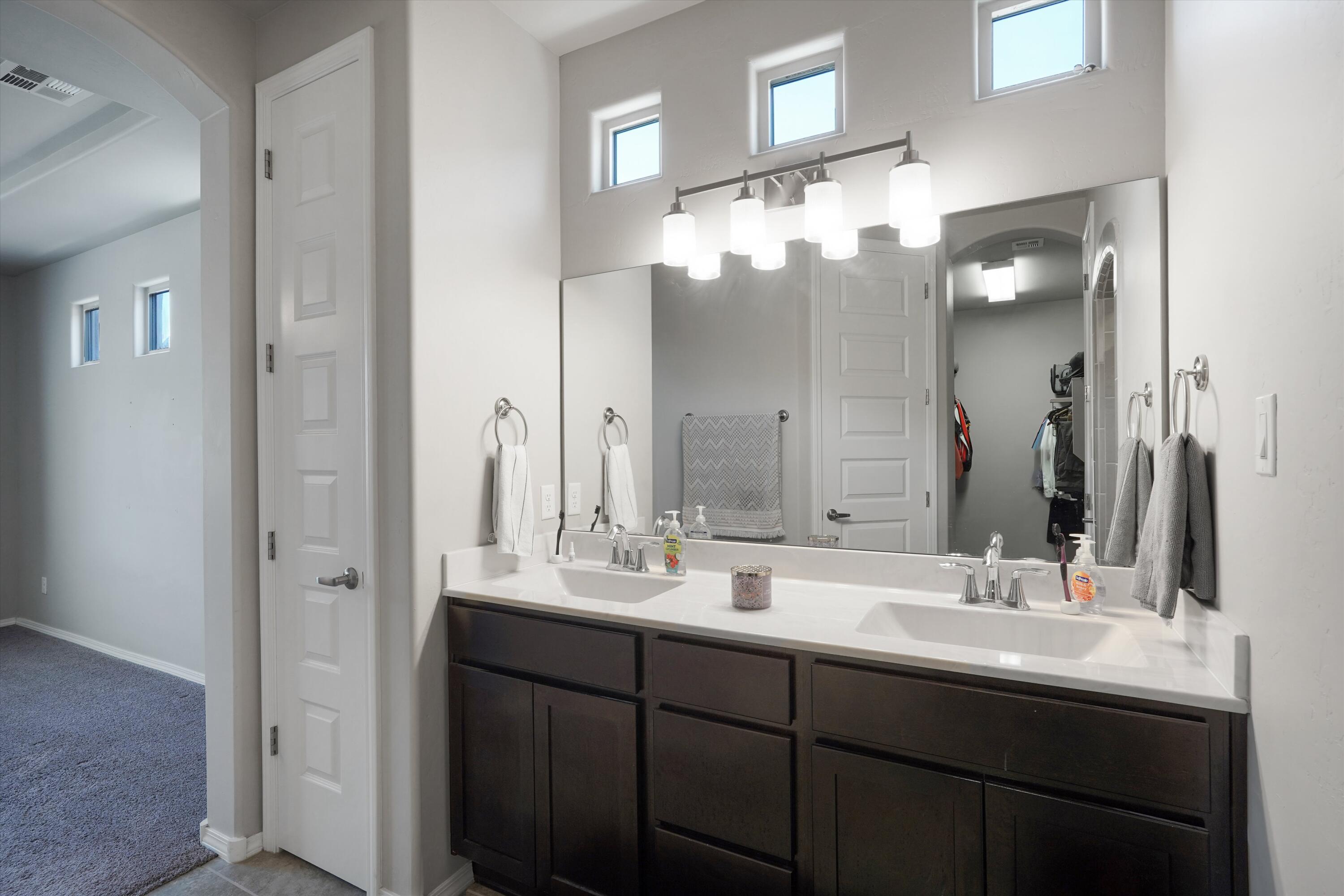 Photo 4 — 6391 Red Falcon Drive NE