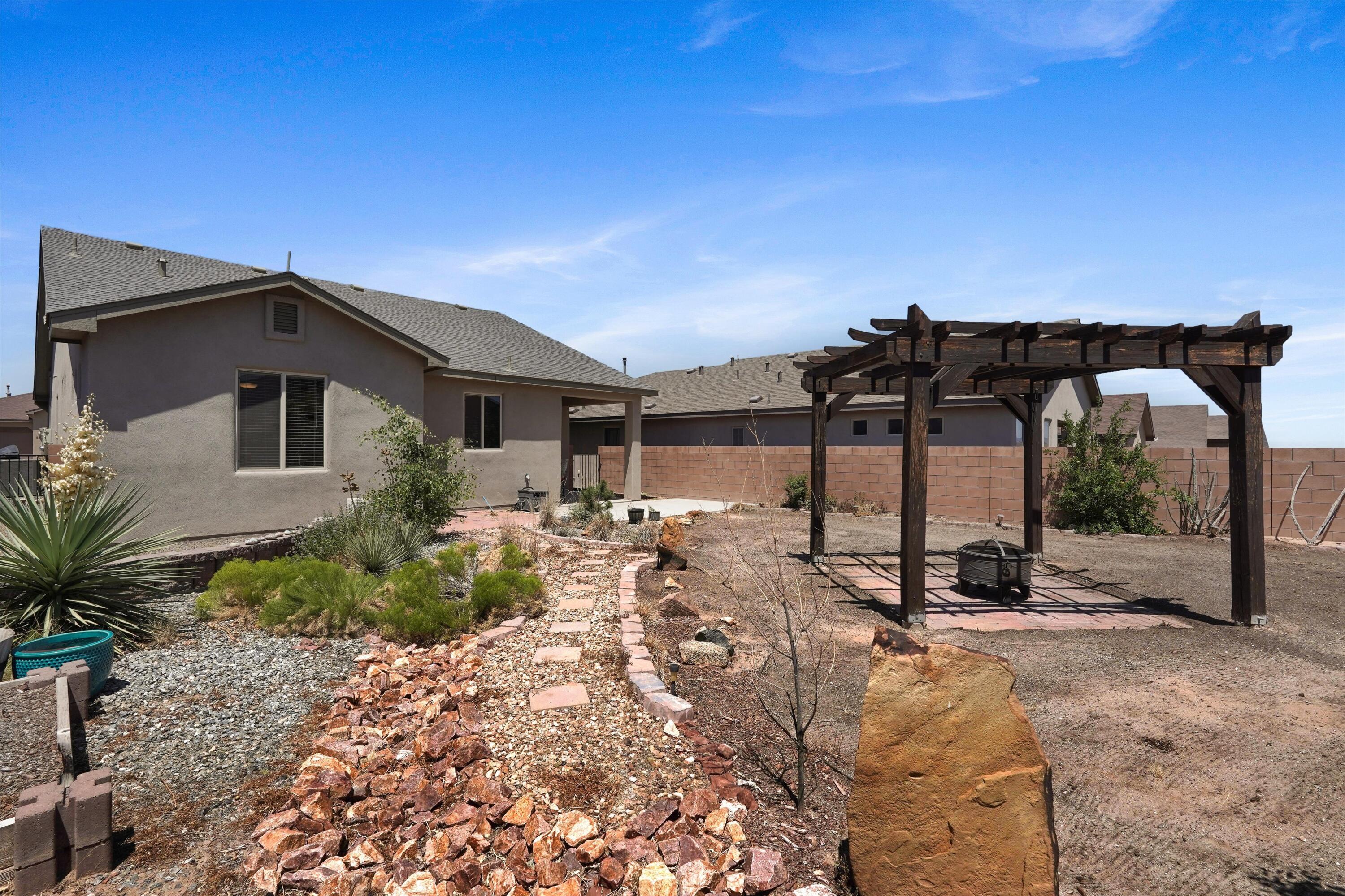 Photo 17 — 6391 Red Falcon Drive NE
