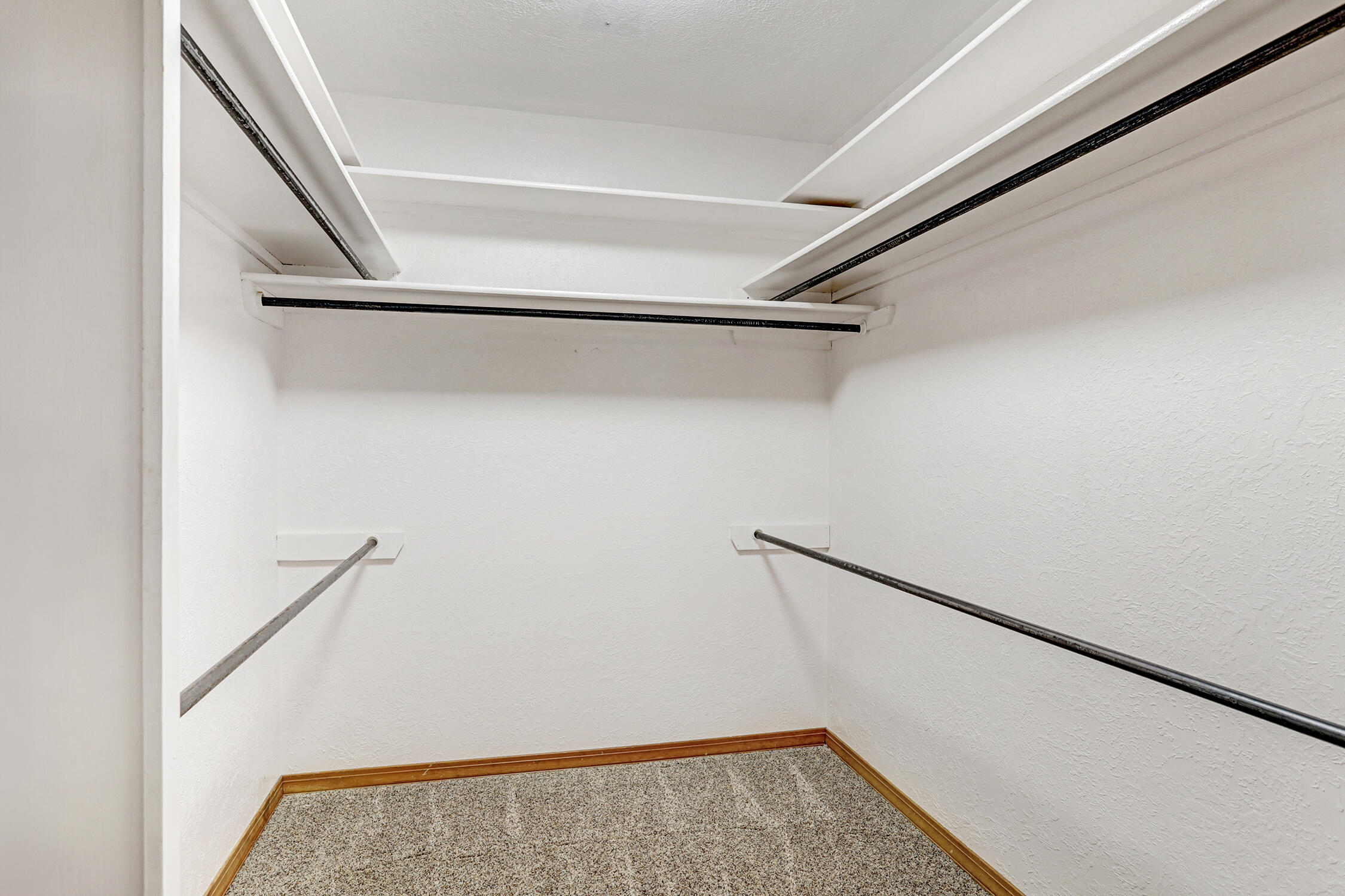 Photo 19 — 2712 Eastridge Drive NE