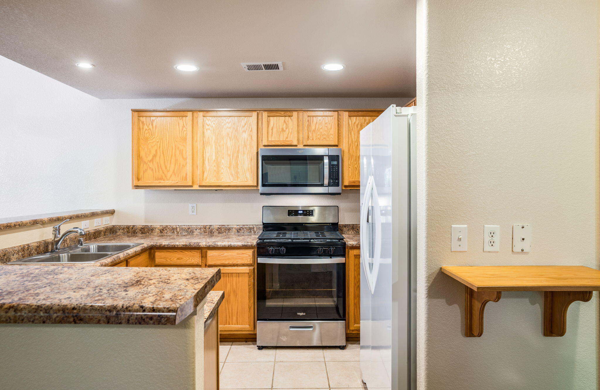 Photo 18 — 6800 Vista Del Norte Road NE # 2515
