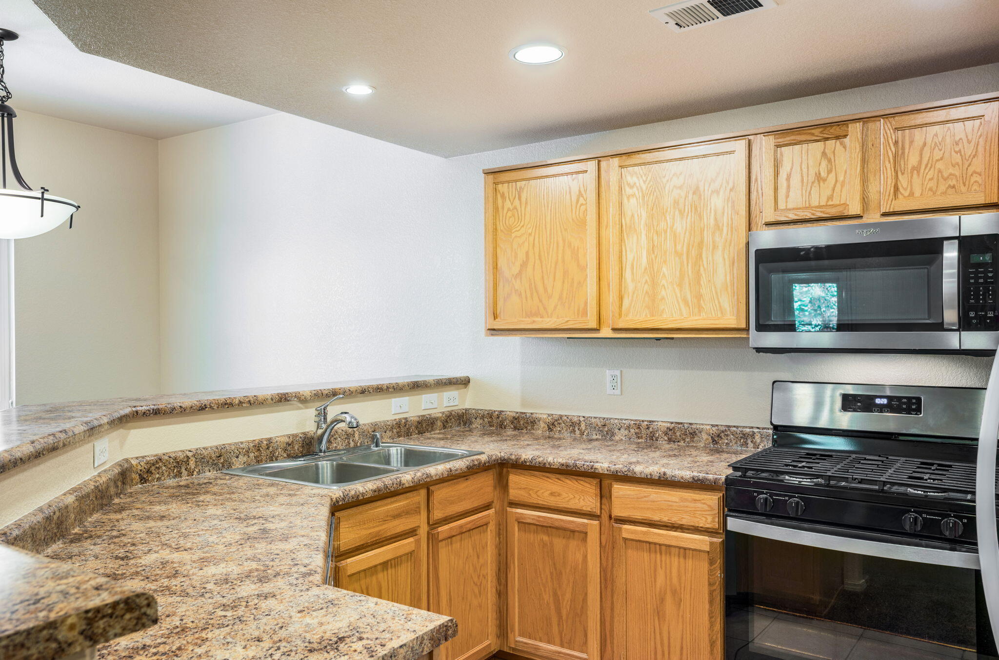 Photo 17 — 6800 Vista Del Norte Road NE # 2515
