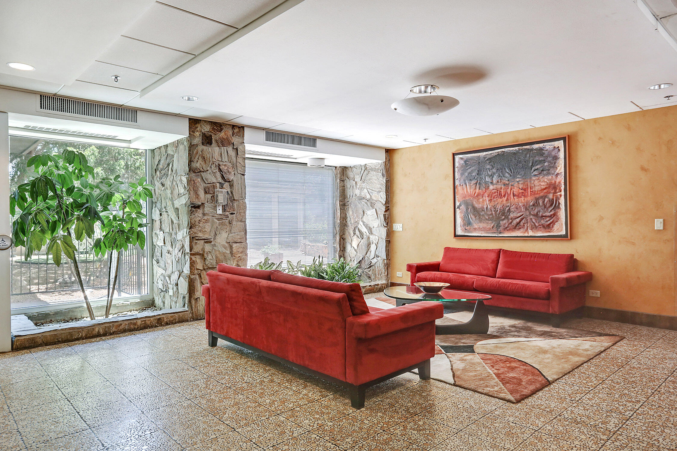 Photo 8 — 1331 Park Avenue SW UNIT 802