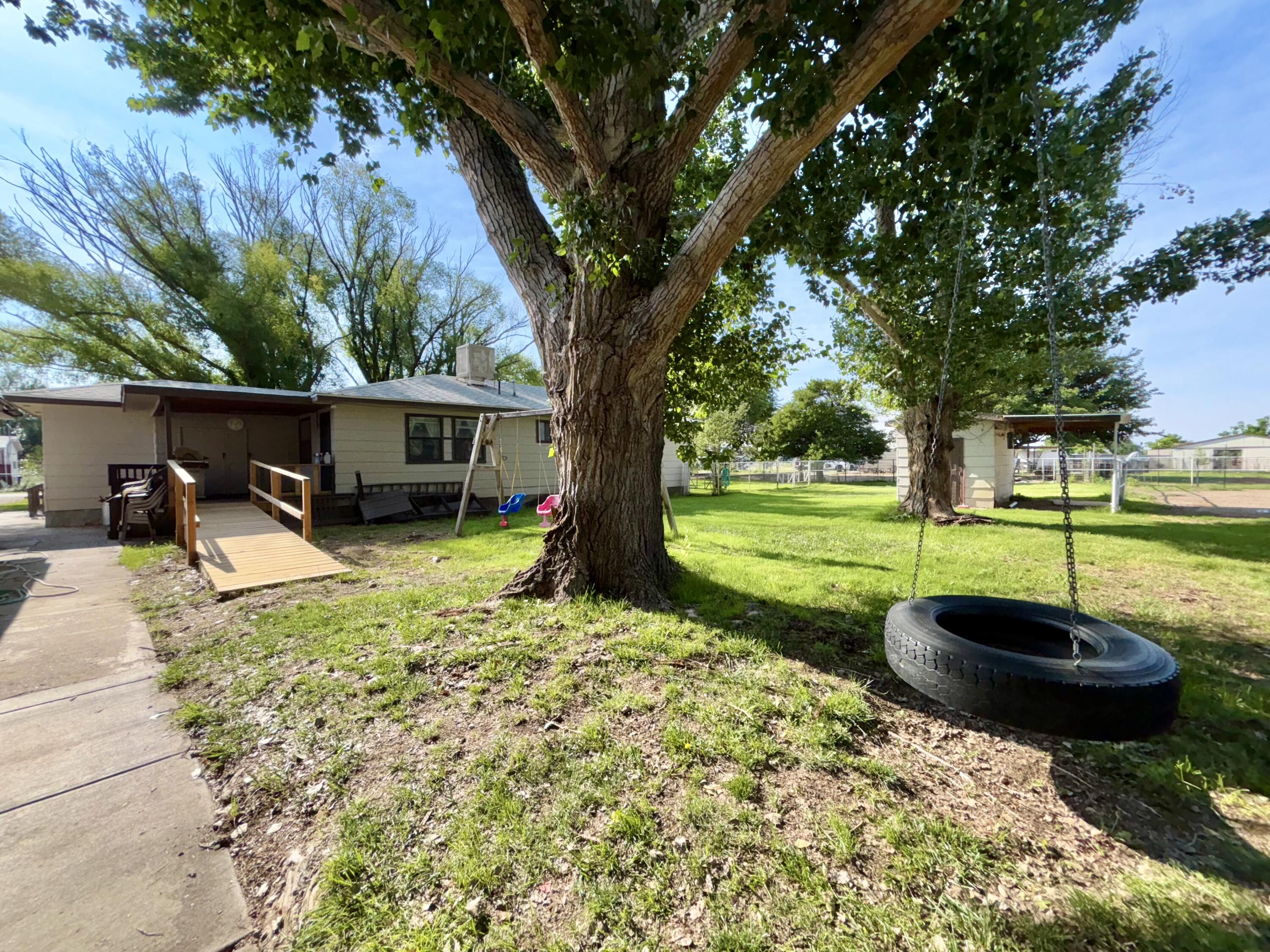 Photo 4 — 3030 Tamarack Circle
