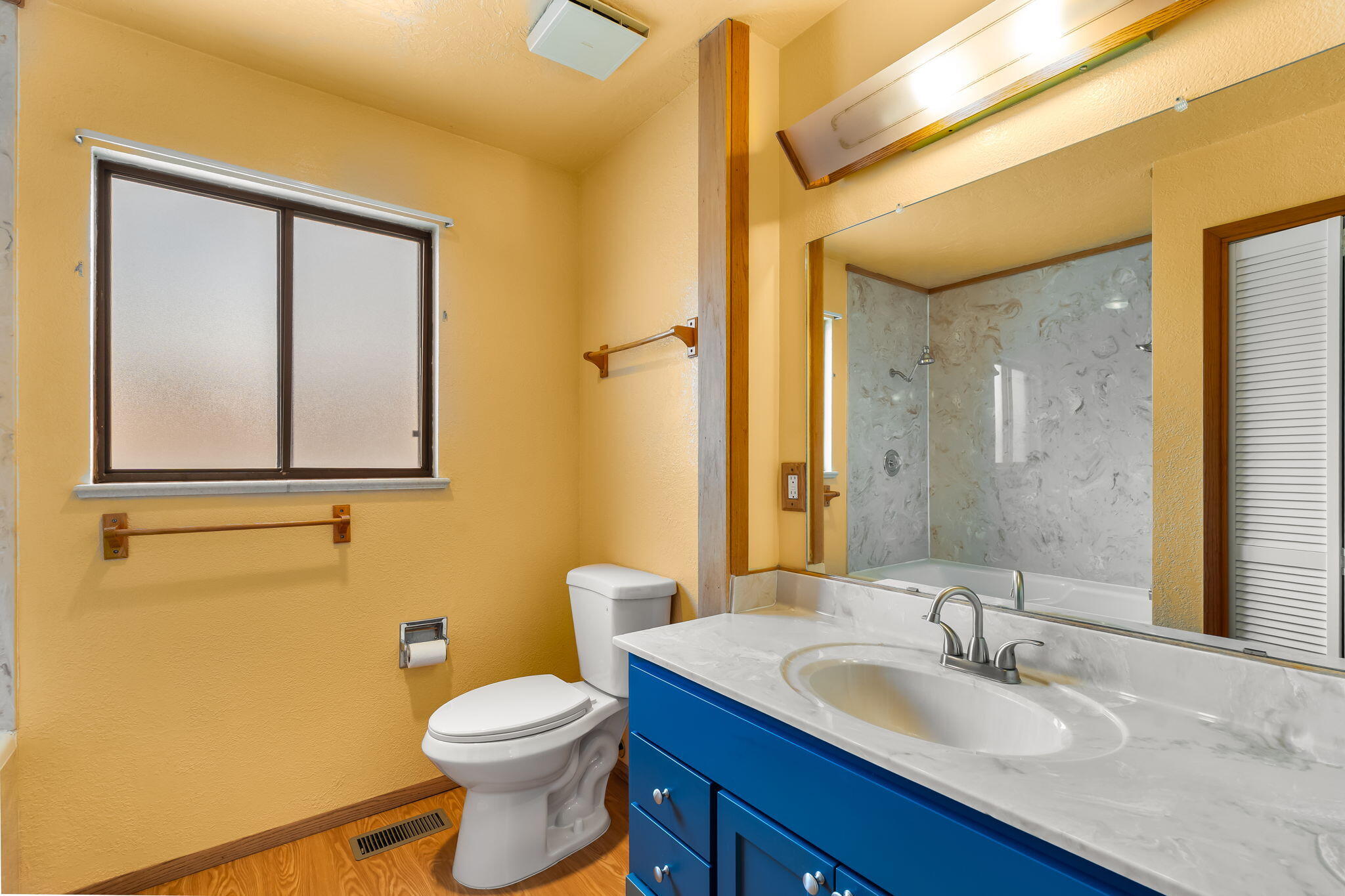 Photo 18 — 1804 Rita Drive NE
