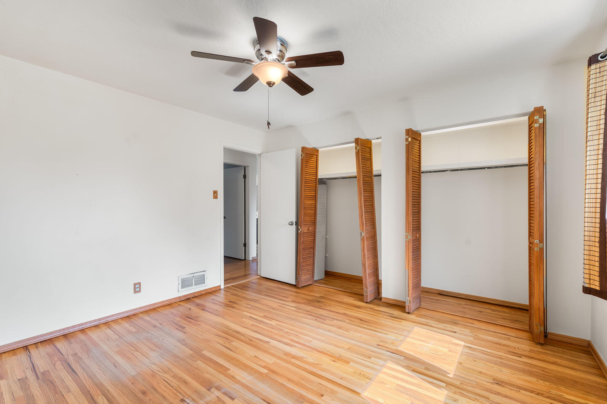 Photo 13 — 1804 Rita Drive NE