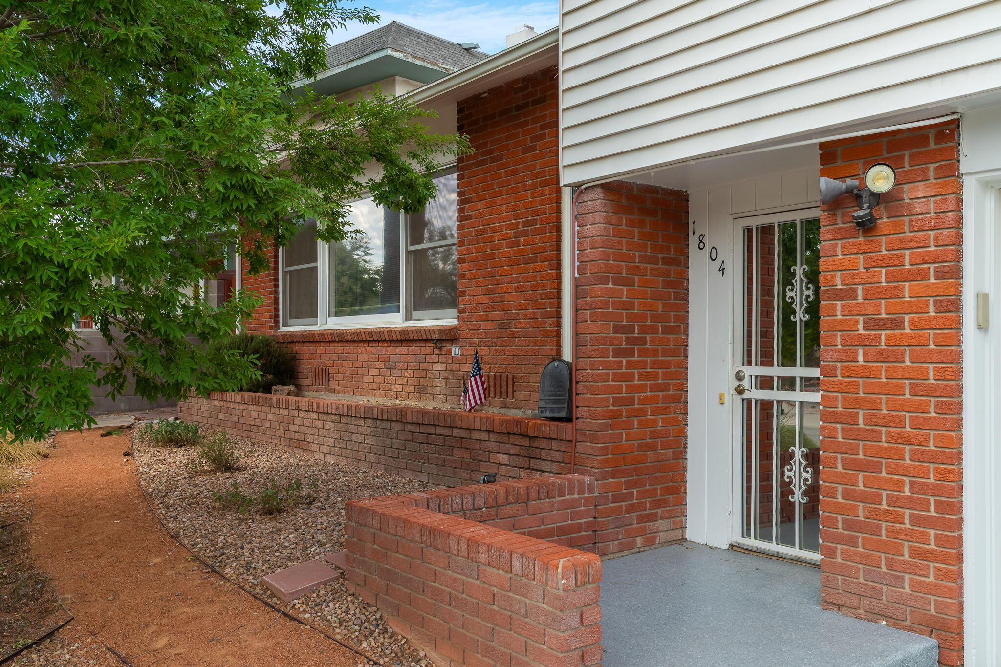 Photo 5 — 1804 Rita Drive NE