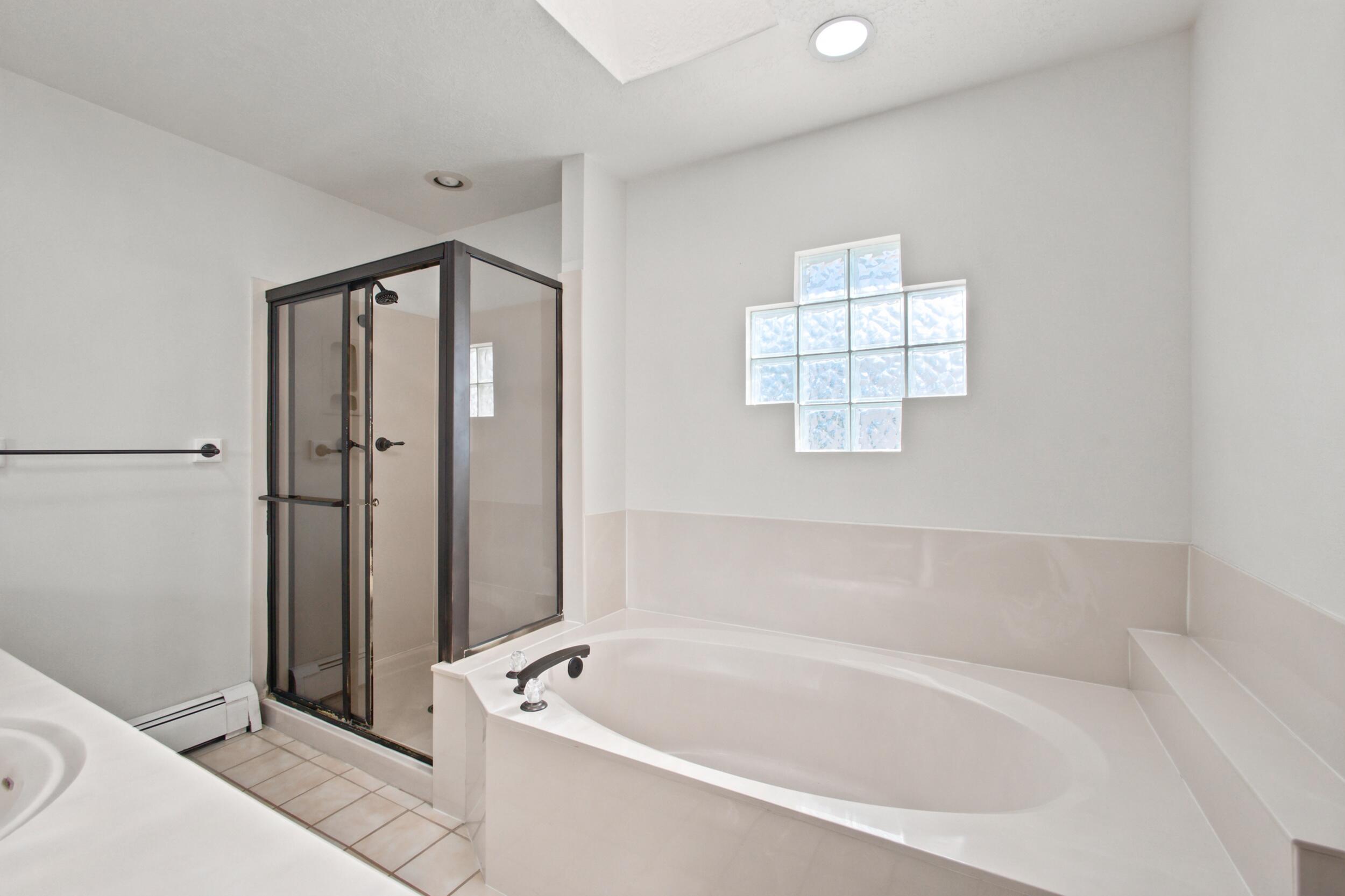 Photo 17 — 7808 Morris Rippel Place NE