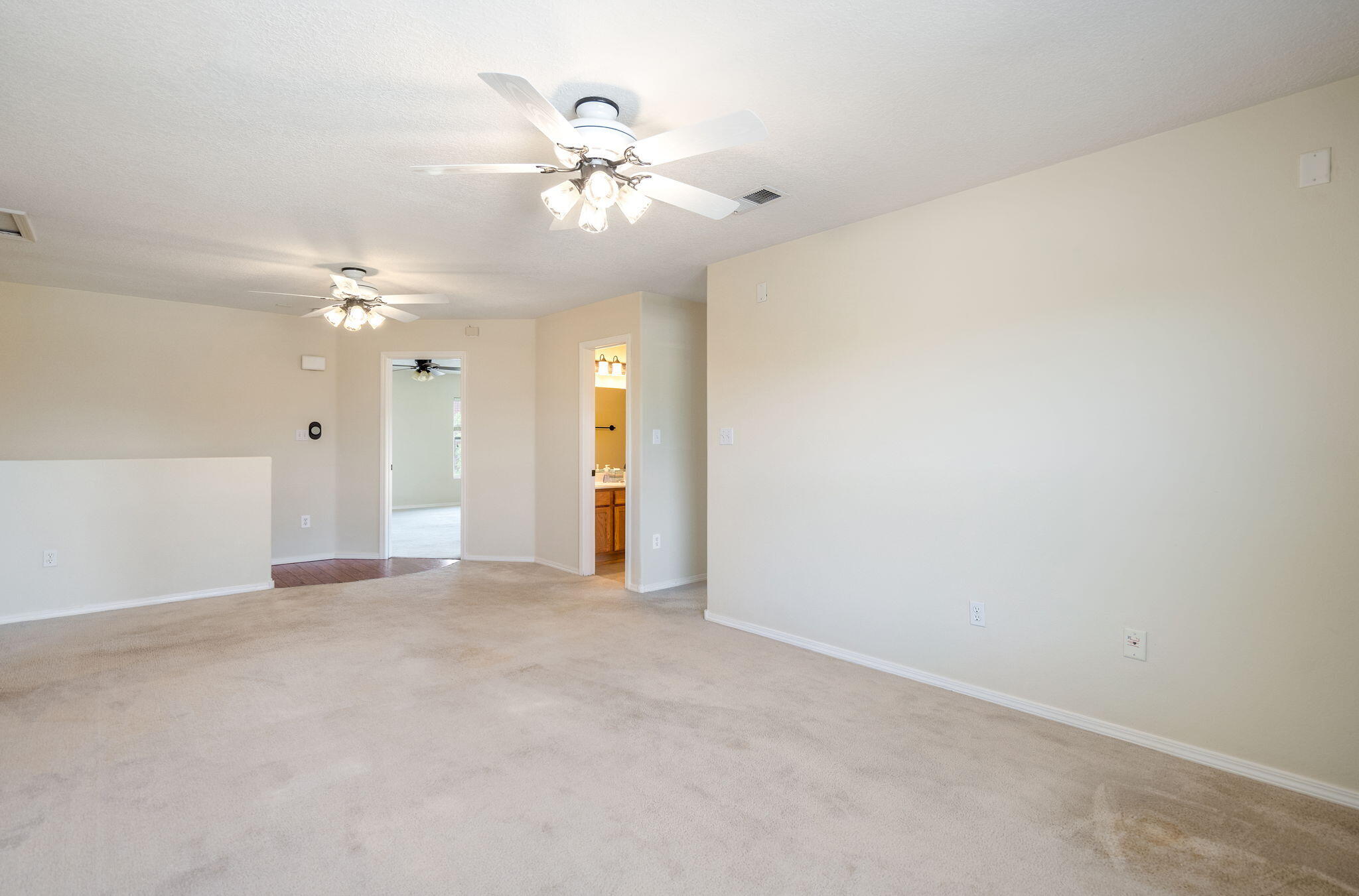 Photo 16 — 5739 Cibola Drive NE