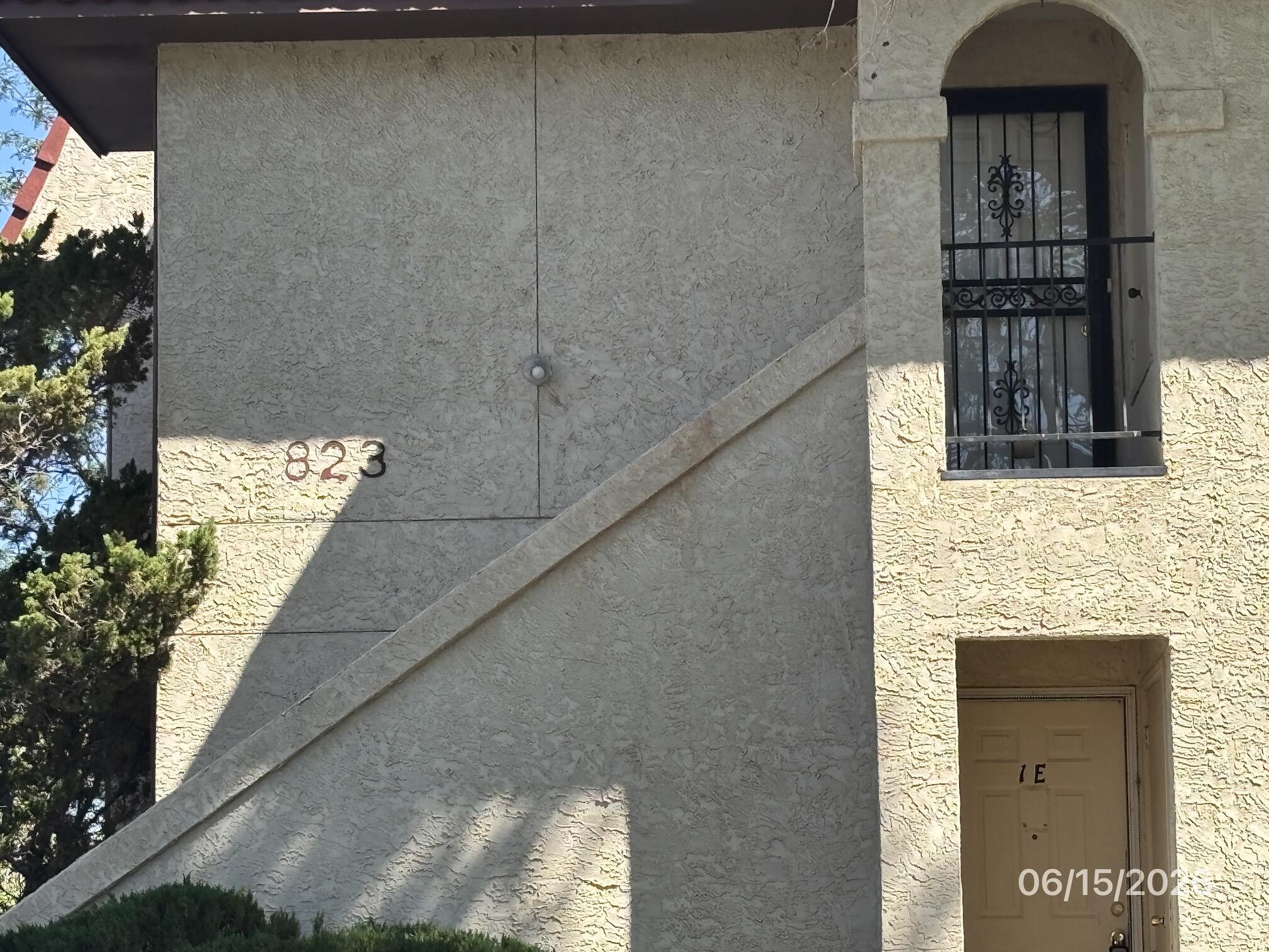 Photo 2 — 823 Country Club Drive SE APT 1E