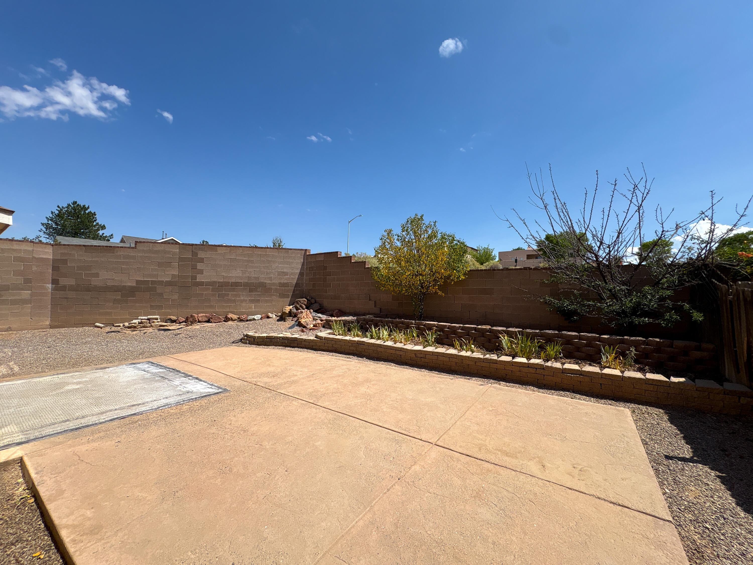 Photo 4 — 882 Avenida Pastoral NW