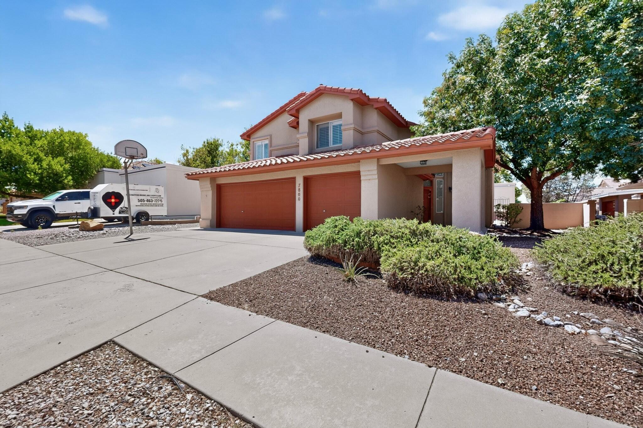 Photo 6 — 7800 Eagle Rock Avenue NE