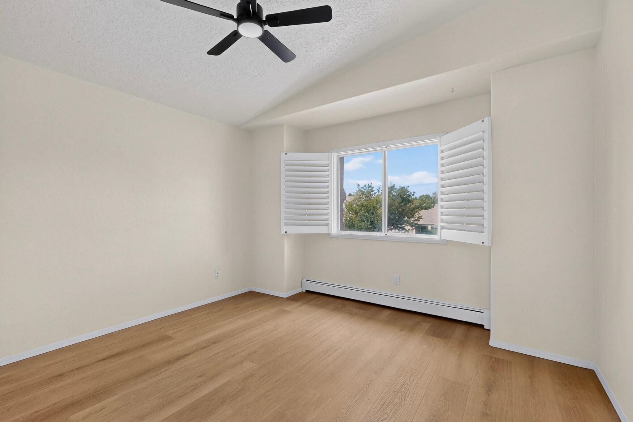 Photo 10 — 7800 Eagle Rock Avenue NE