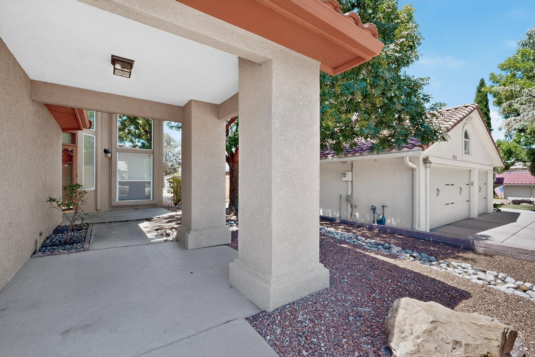 Photo 7 — 7800 Eagle Rock Avenue NE
