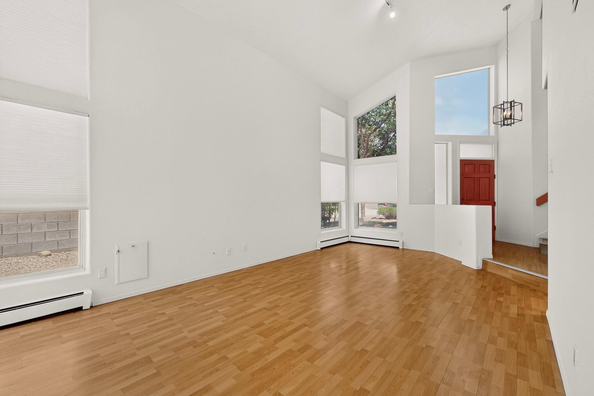 Photo 11 — 7800 Eagle Rock Avenue NE
