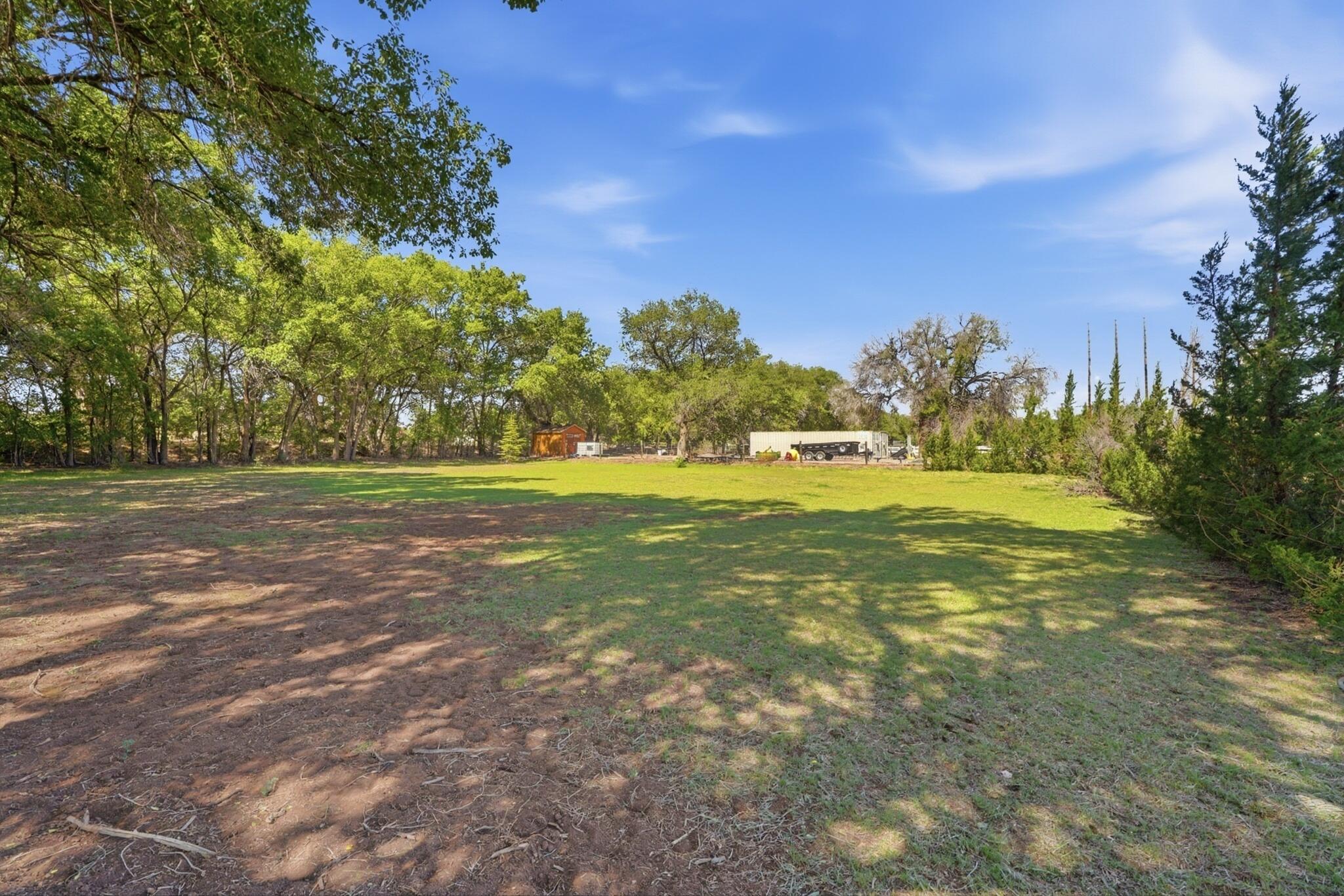 Photo 9 — 8531 Rio Grande Boulevard NW