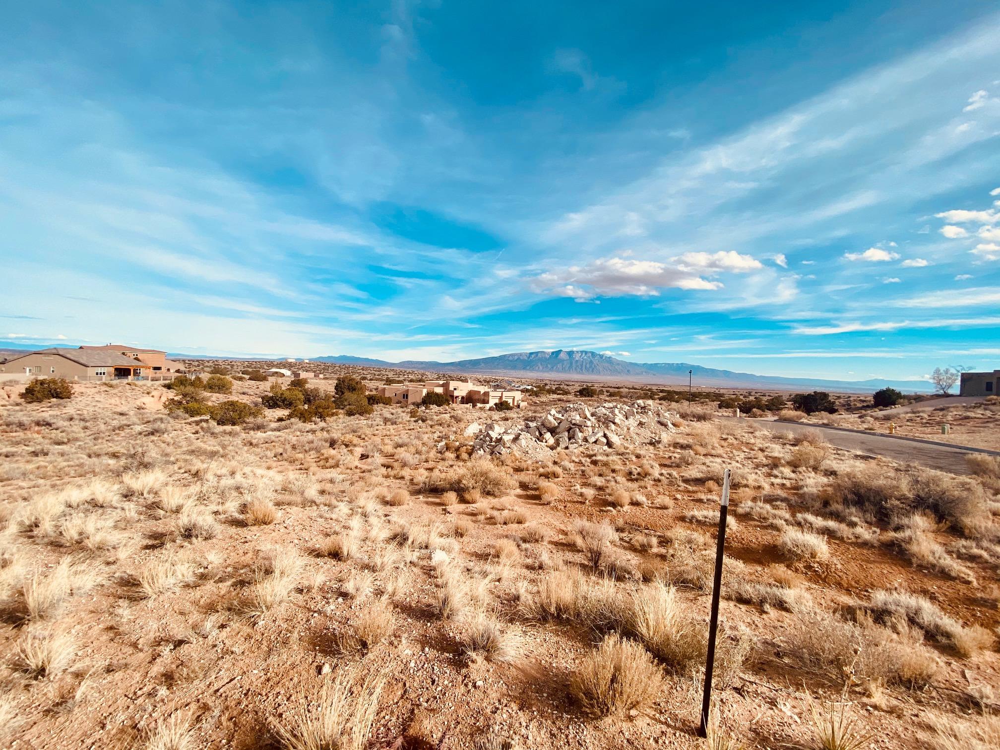 Photo 4 — 2408 Desert Marigold Road NE
