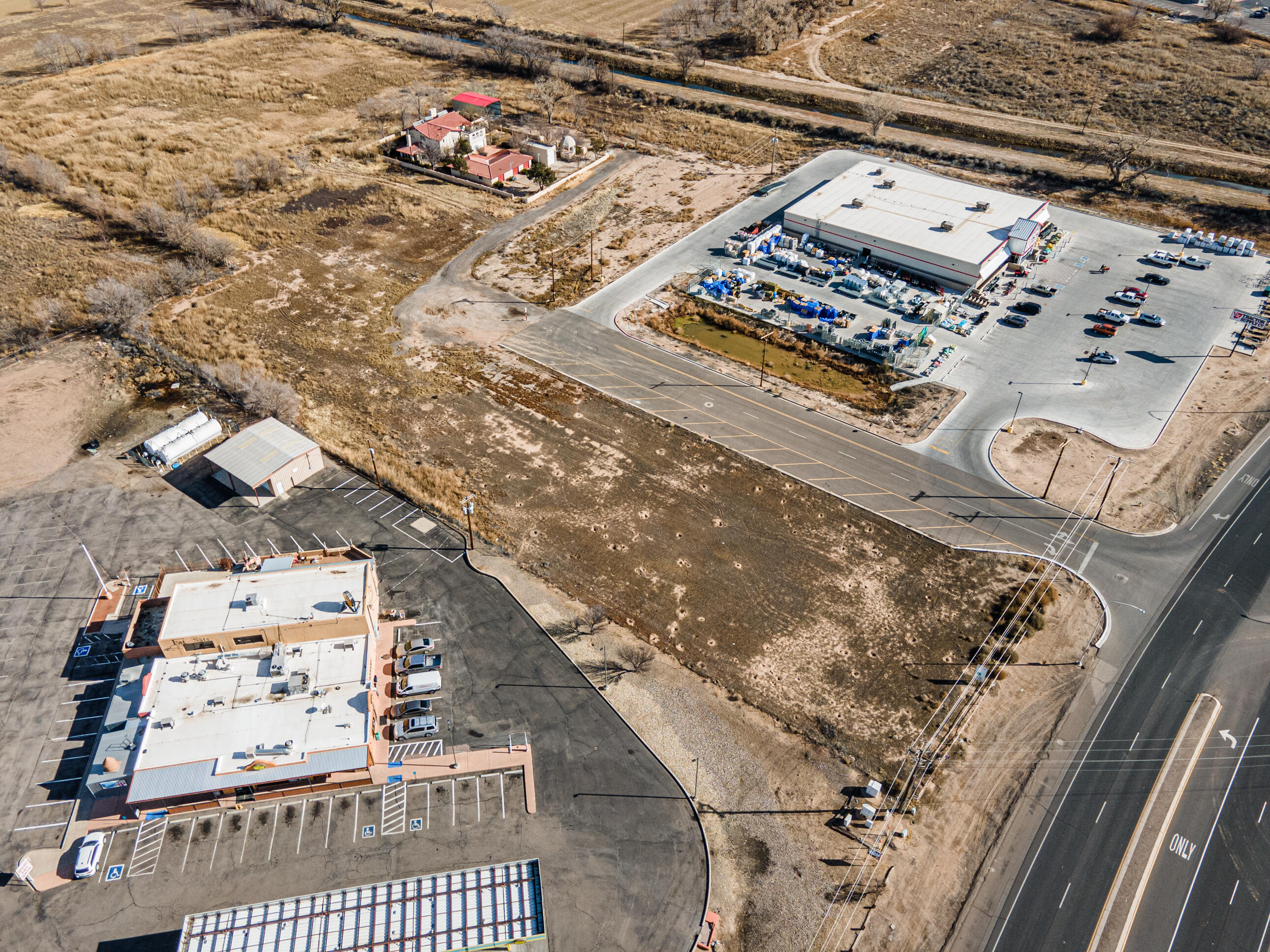 Photo 10 — 49 I-25