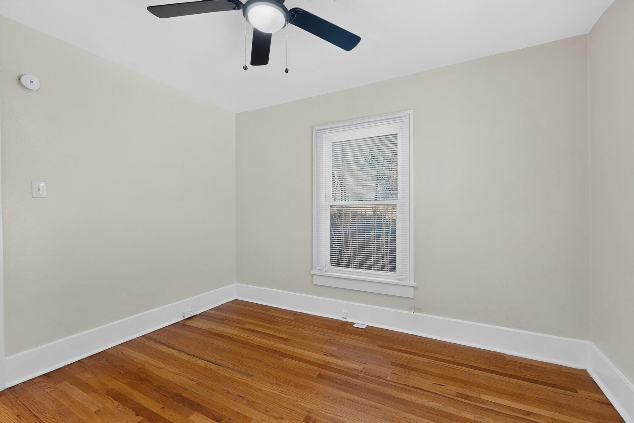 Photo 19 — 414 8th Street NW