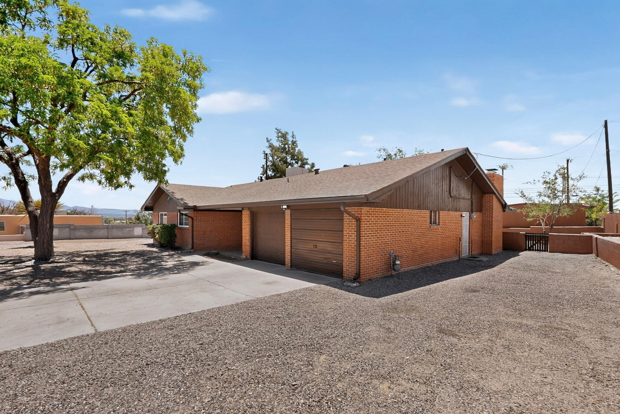 Photo 3 — 1200 Cielo Vista Del Sur