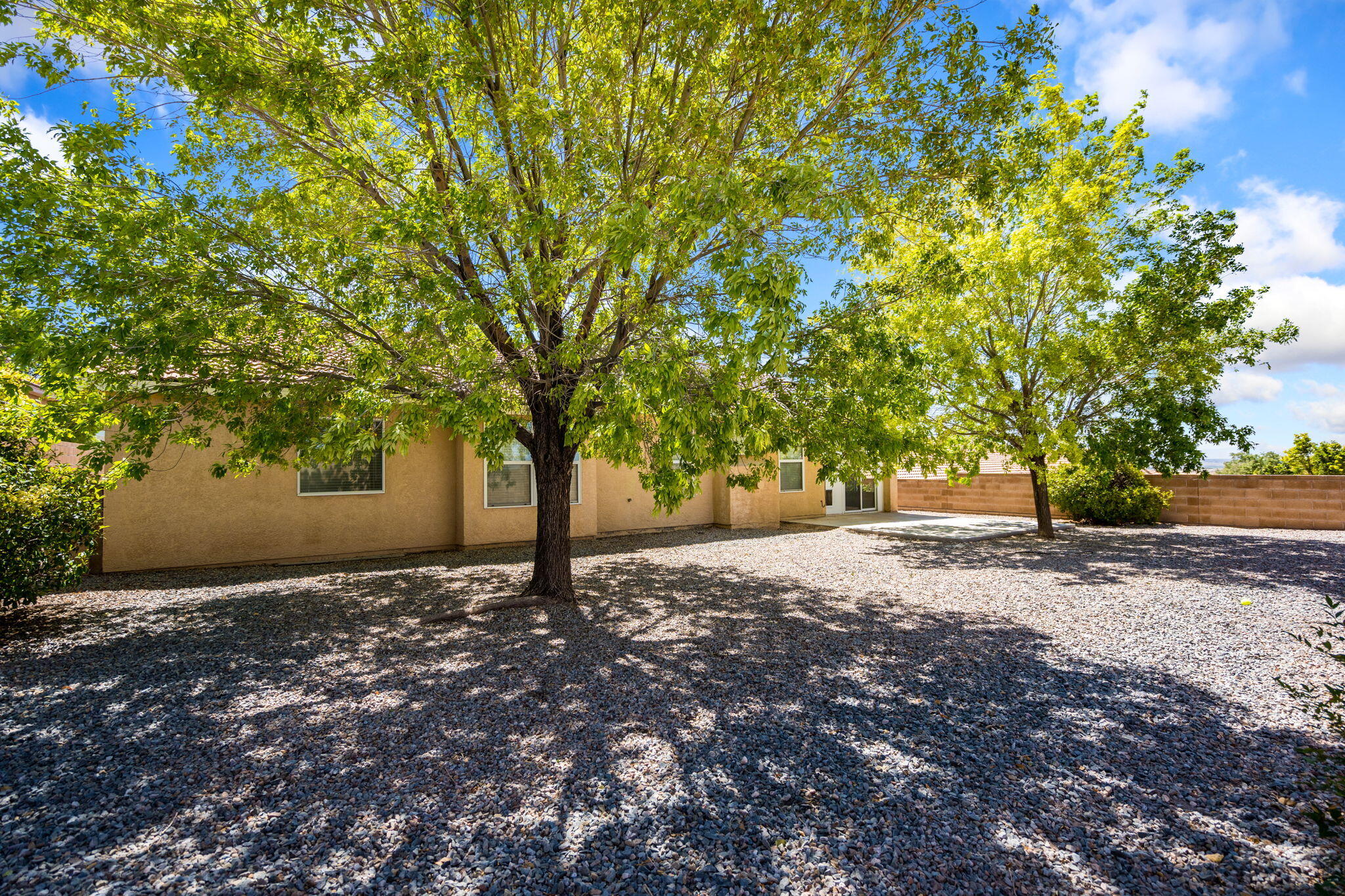 Photo 12 — 5825 Chaco Loop NE