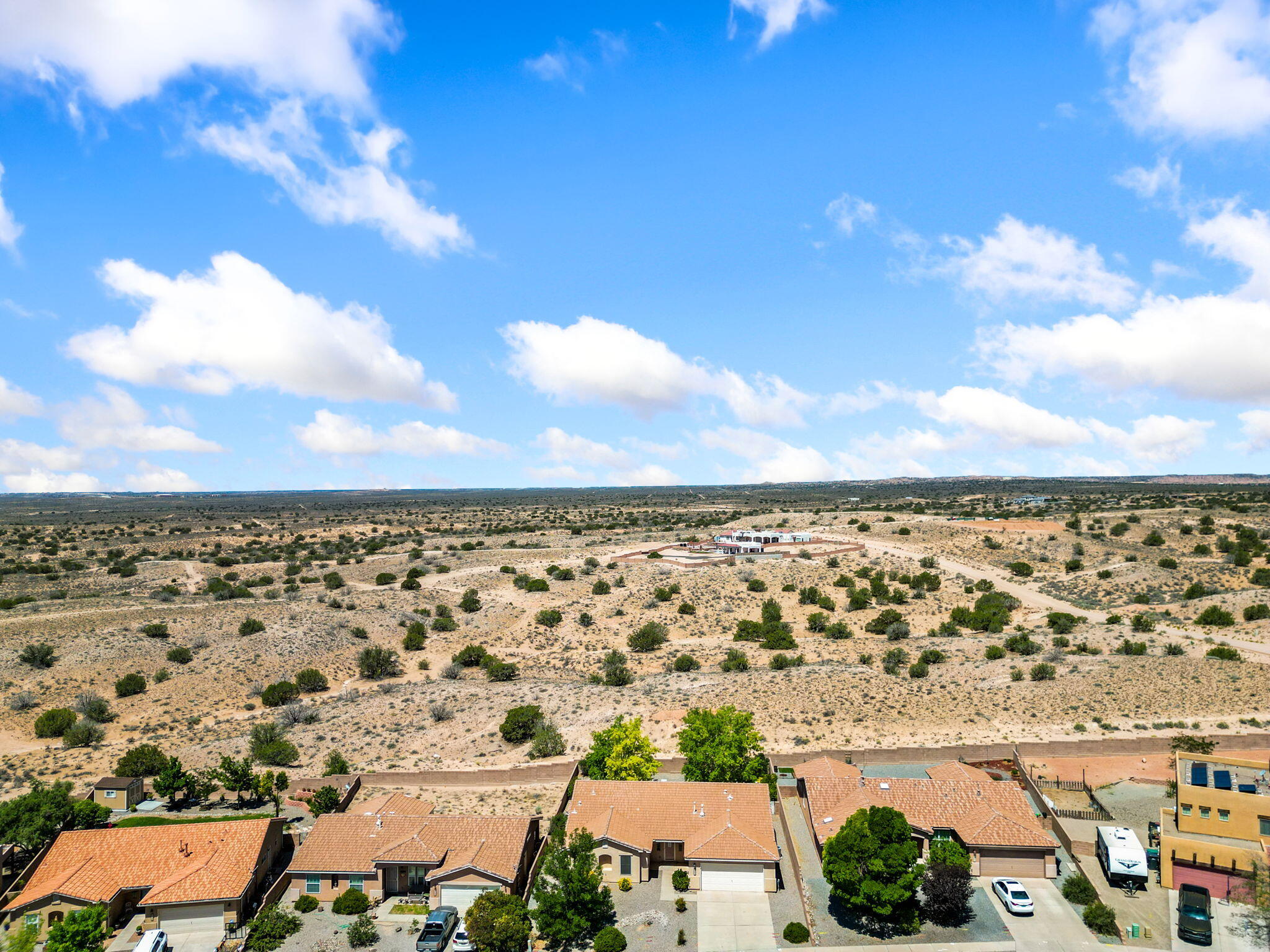 Photo 8 — 5825 Chaco Loop NE