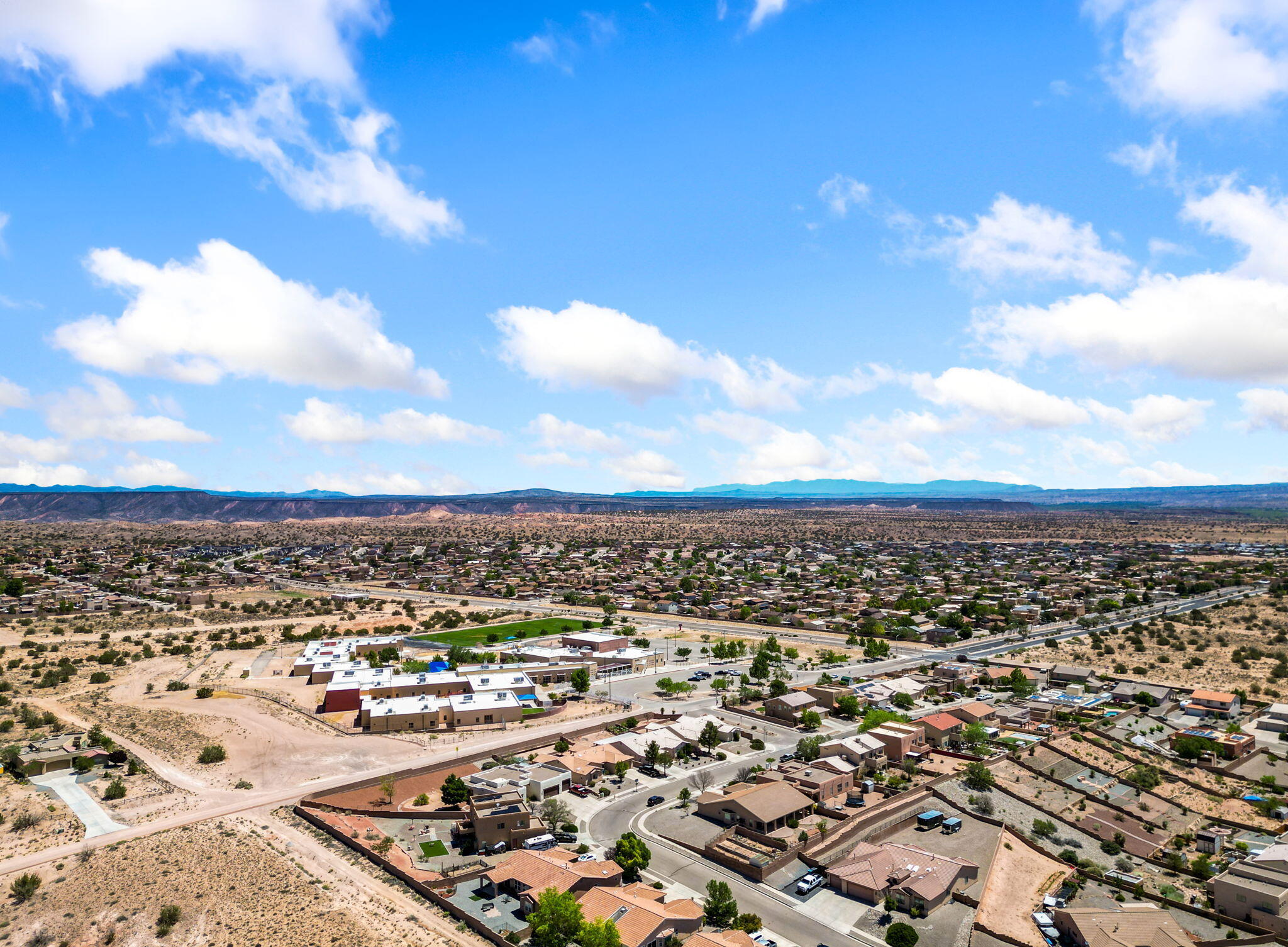Photo 3 — 5825 Chaco Loop NE