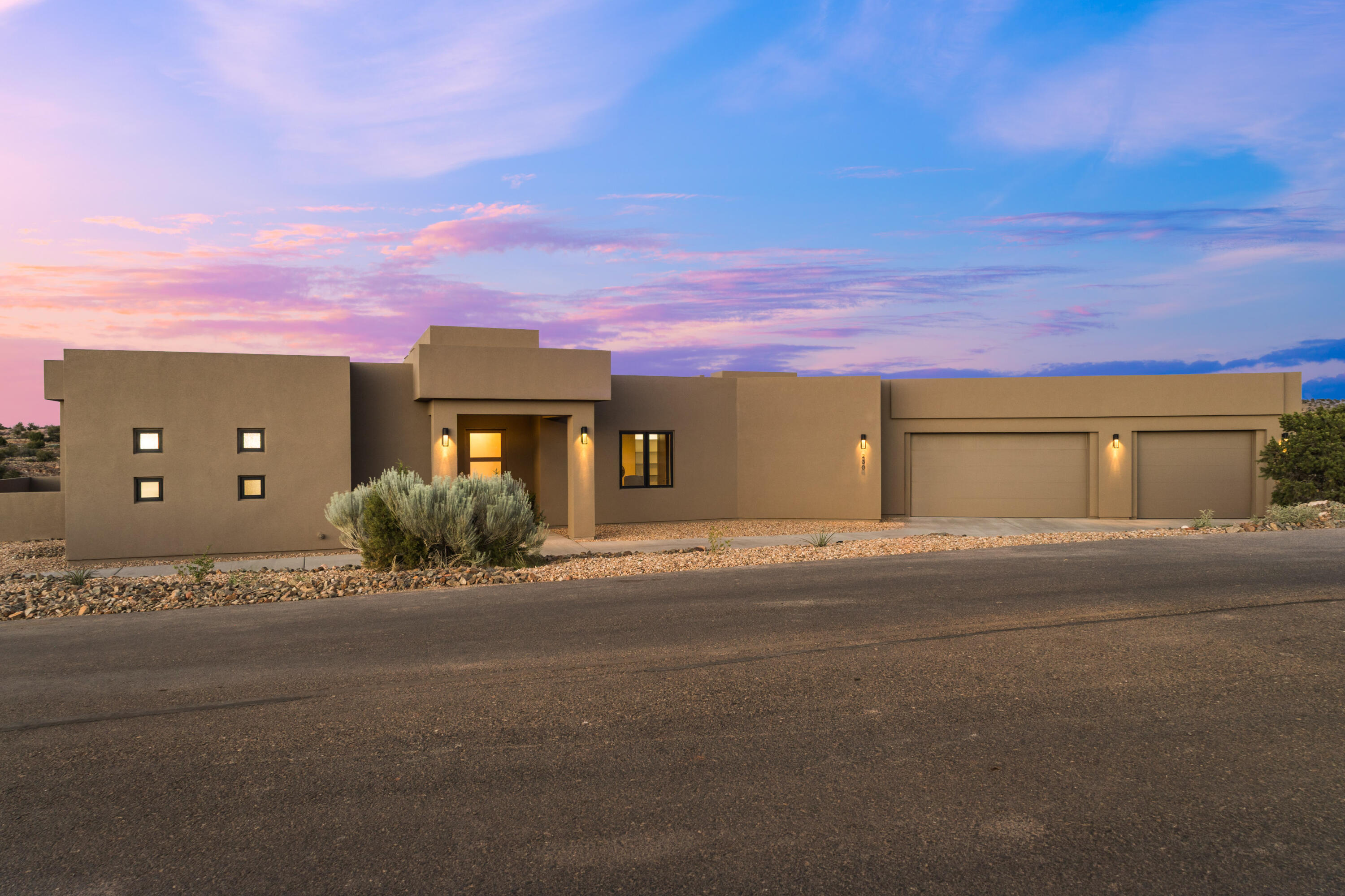 Photo 11 — 230 Cornflower Court