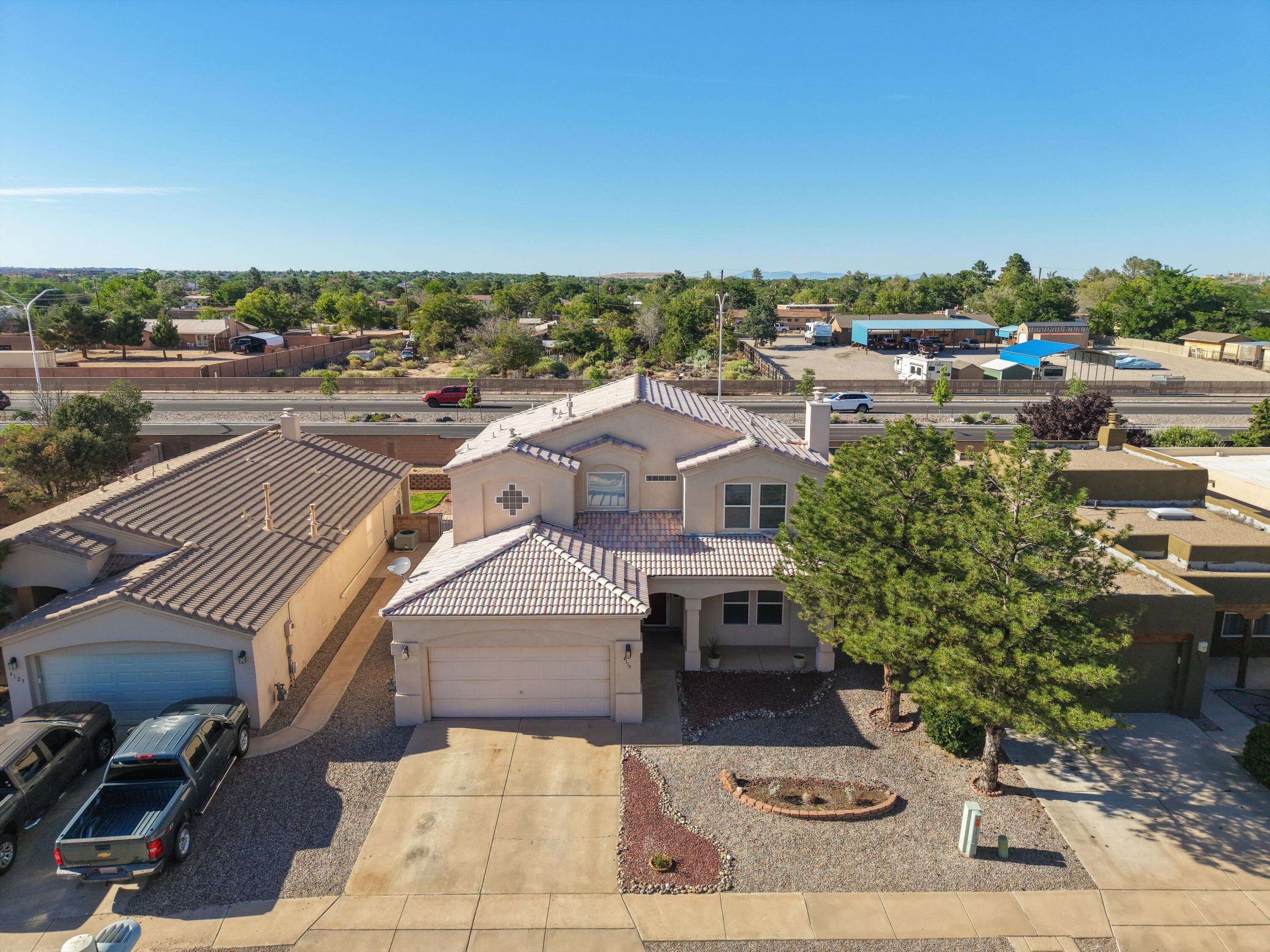 Photo 3 — 4119 Arapahoe Avenue NW