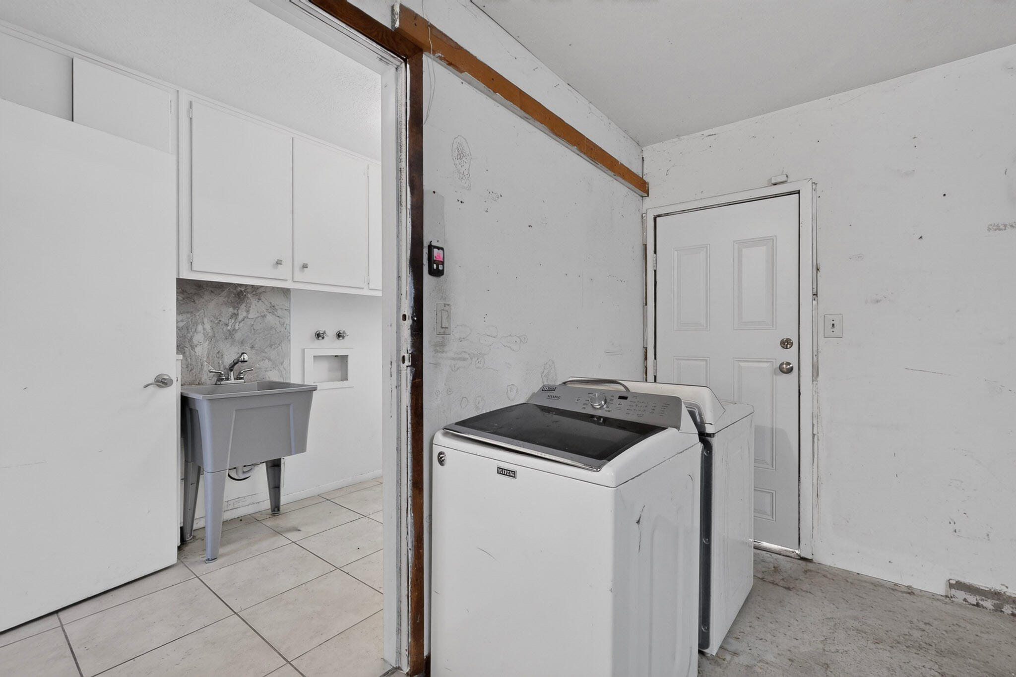 Photo 13 — 8217 NORTHRIDGE Avenue NE