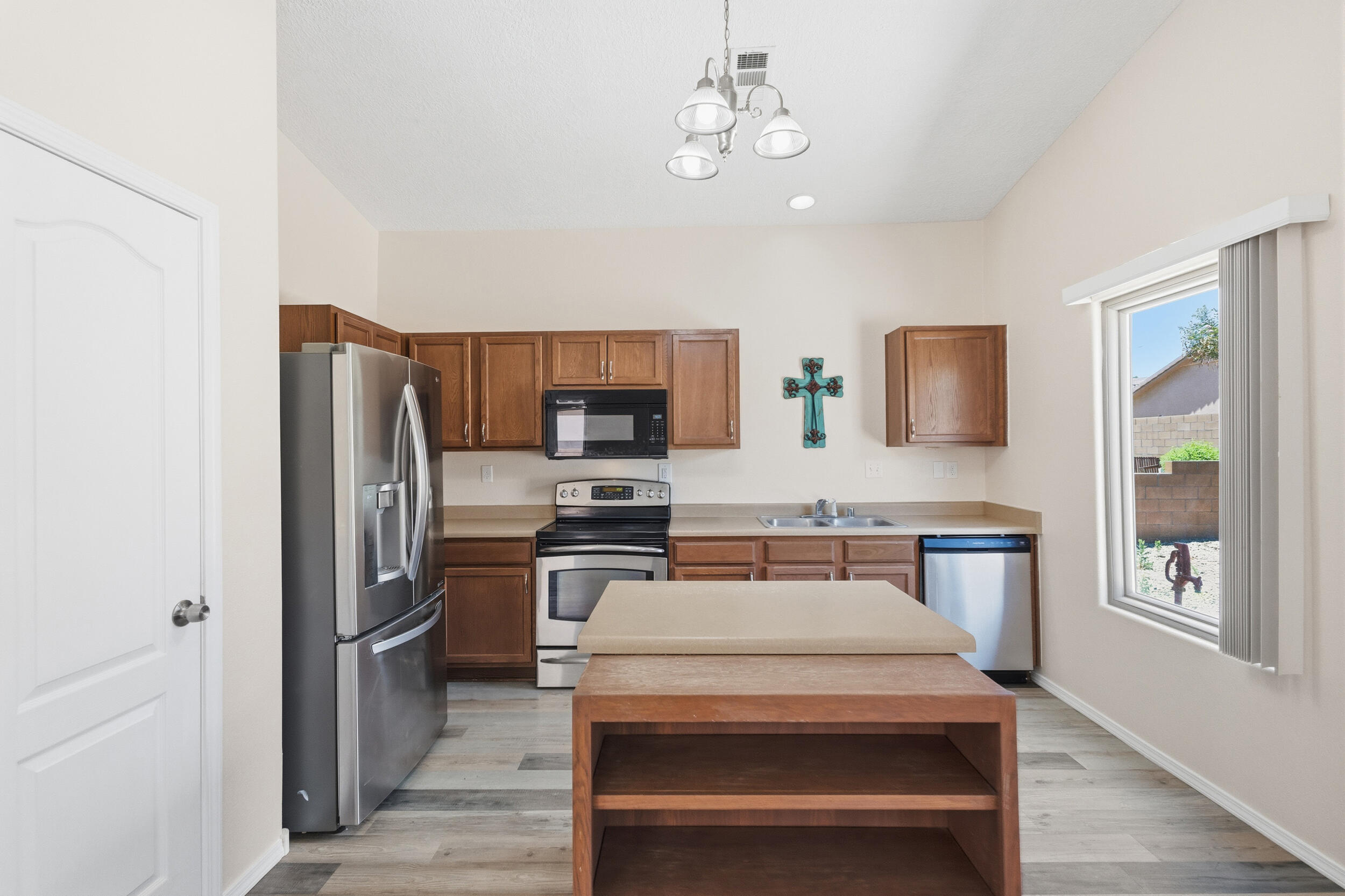 Photo 17 — 3319 Prairie Ridge Street SW