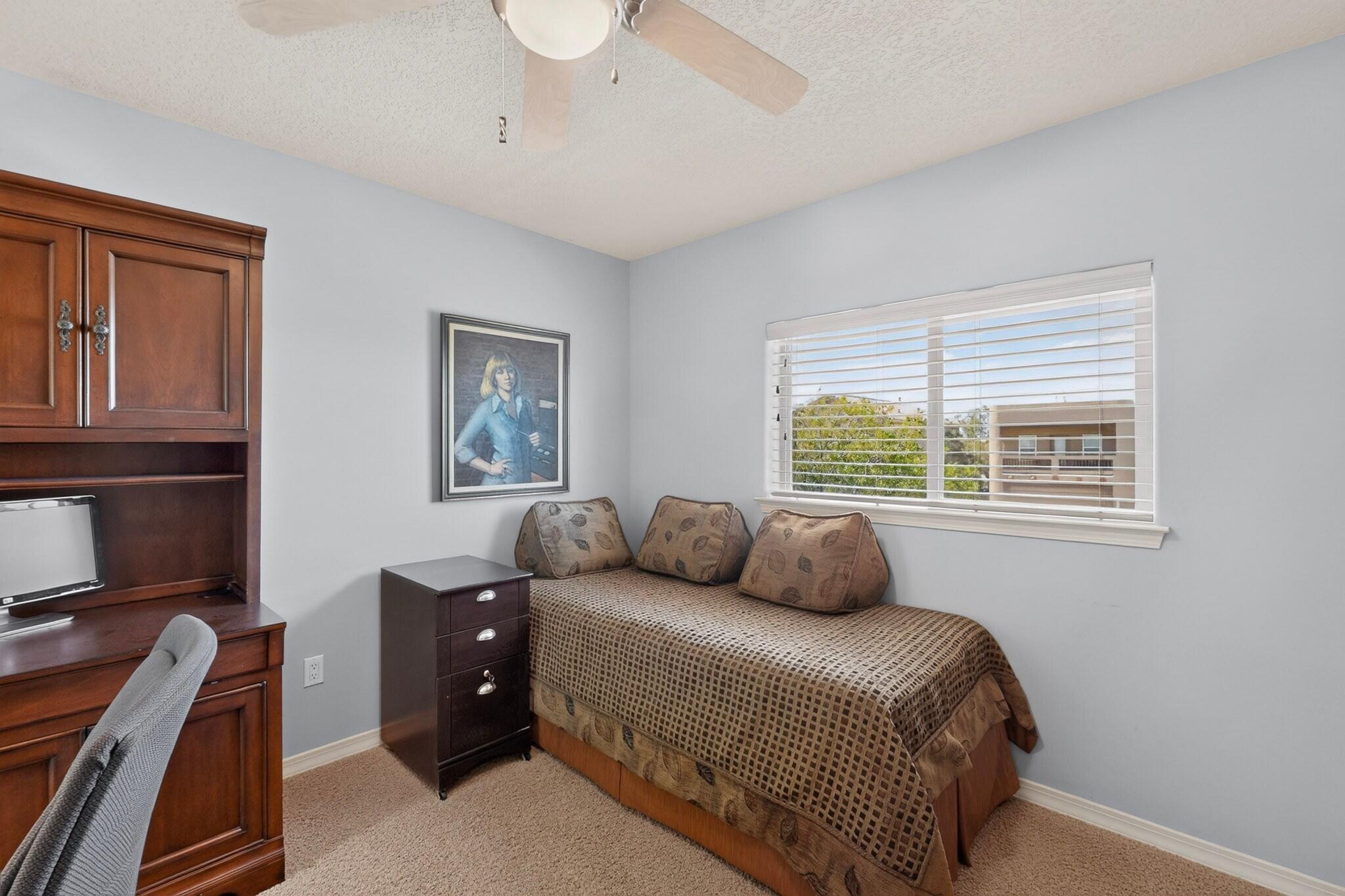 Photo 12 — 3463 White Horse Drive SE