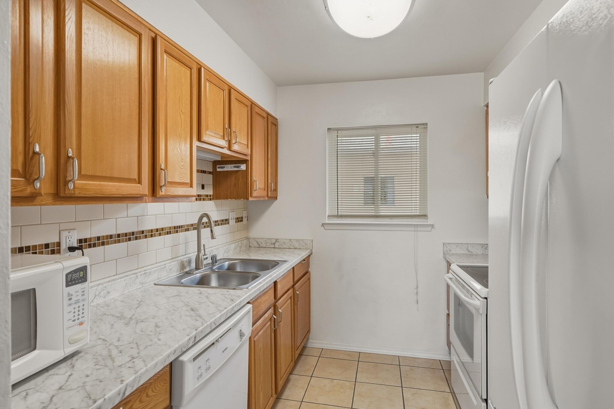Photo 17 — 4200 Montgomery Boulevard NE 314