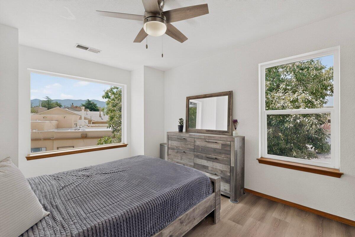 Photo 9 — 7500 Mabry Court NE
