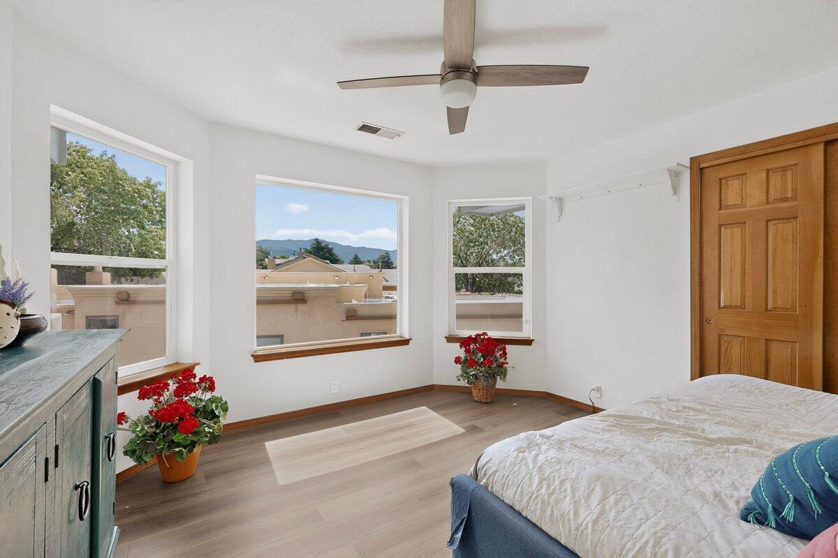 Photo 6 — 7500 Mabry Court NE