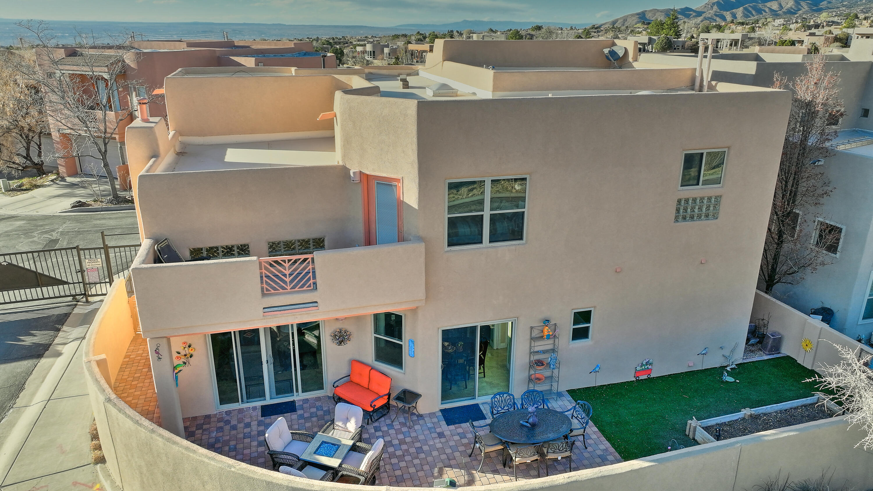 Photo 6 — 6300 Calla Lily Circle NE