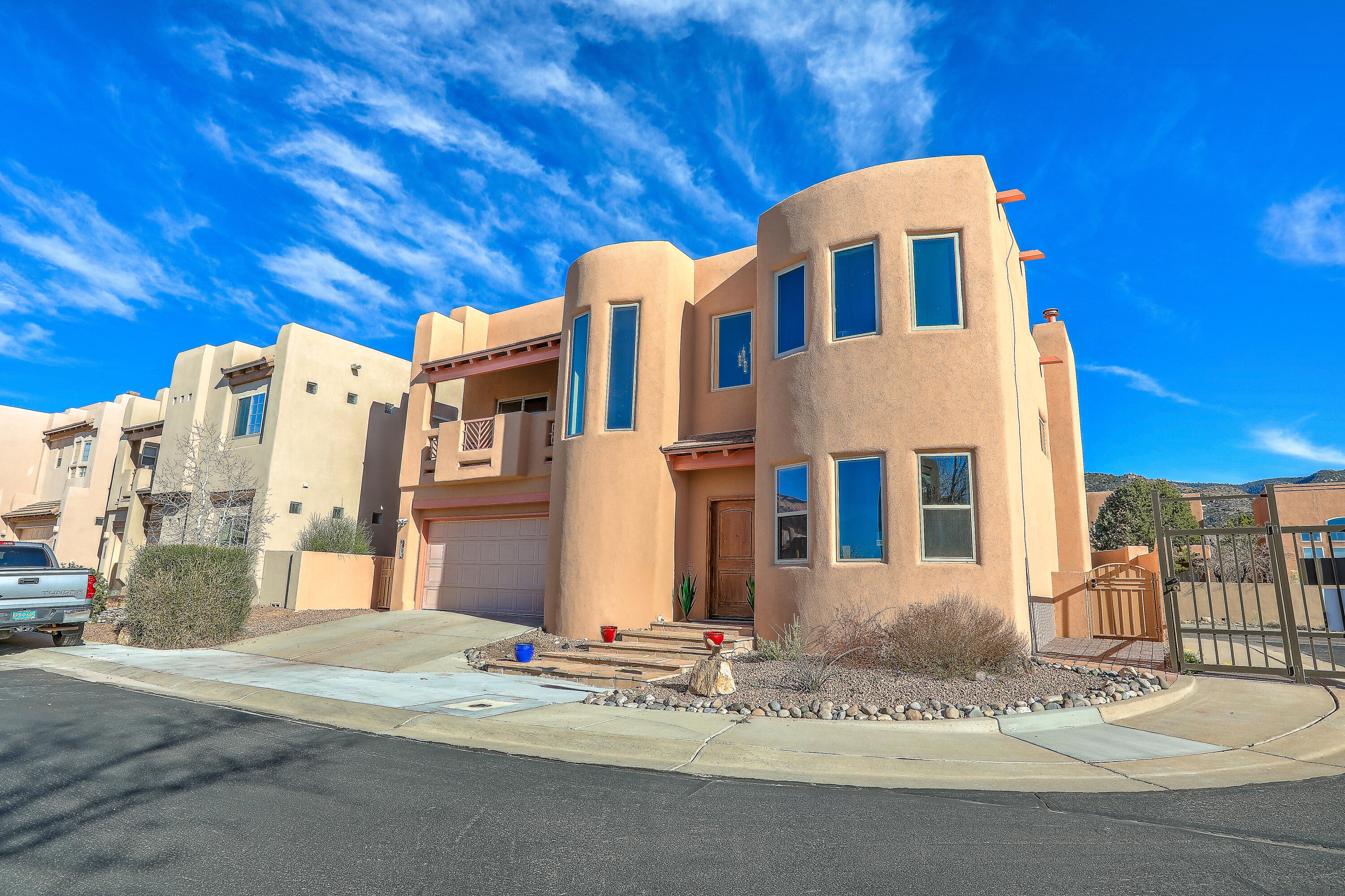 Photo 2 — 6300 Calla Lily Circle NE