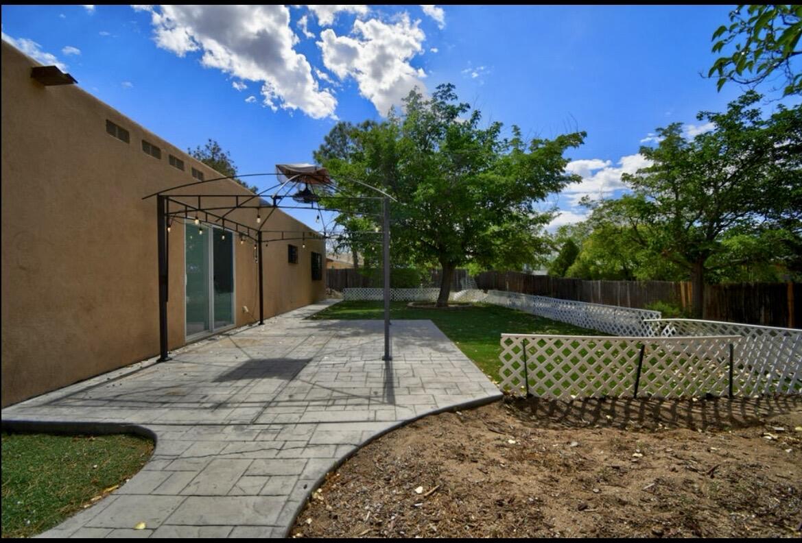 Photo 4 — 2100 Black Hills Road NE