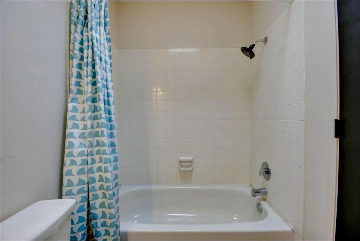 Photo 13 — 2100 Black Hills Road NE
