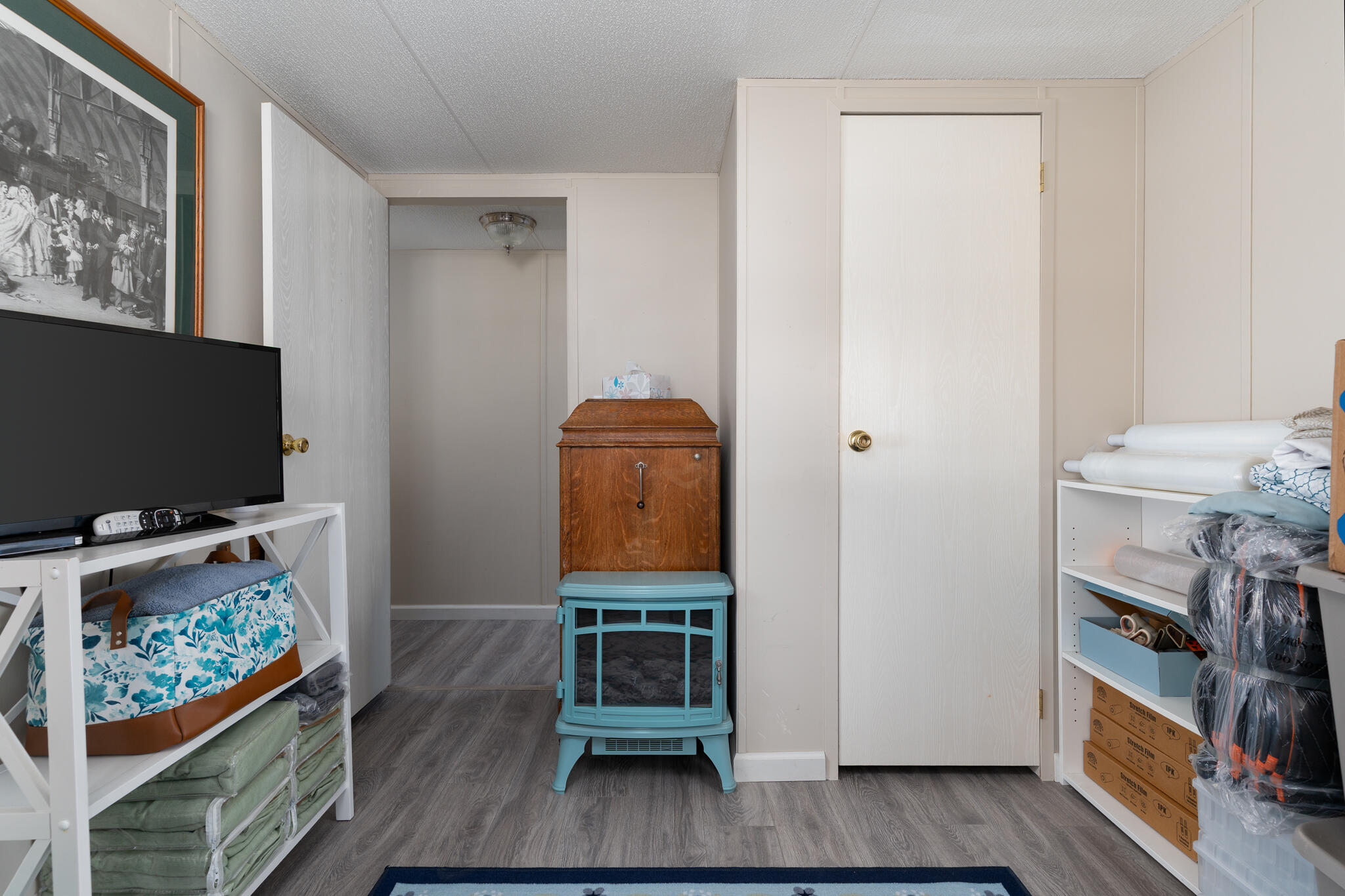 Photo 7 — 309 N Cedardale Avenue